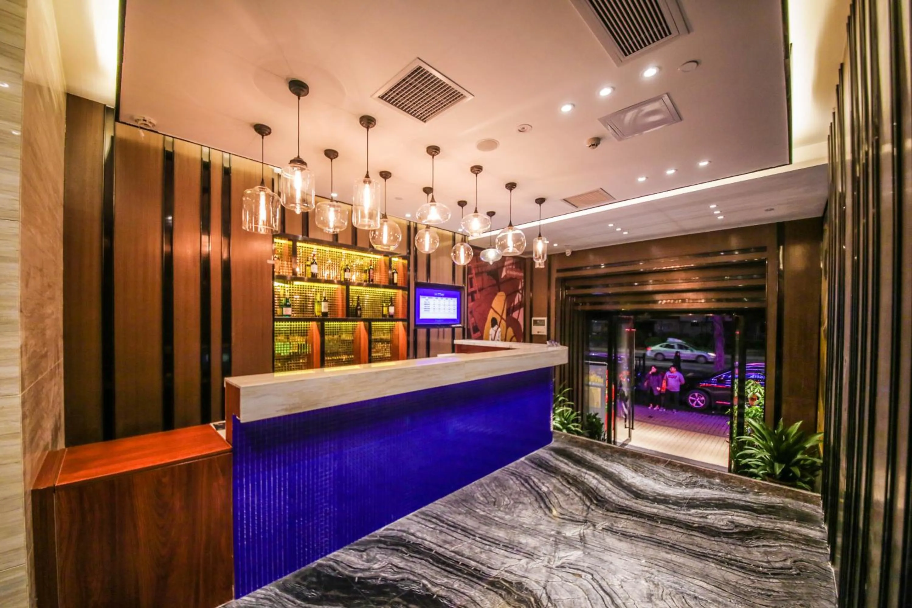 Property building in Chao Man Hotel(Guangzhou Pazhou Exhibition Center Chigang Subway Station)