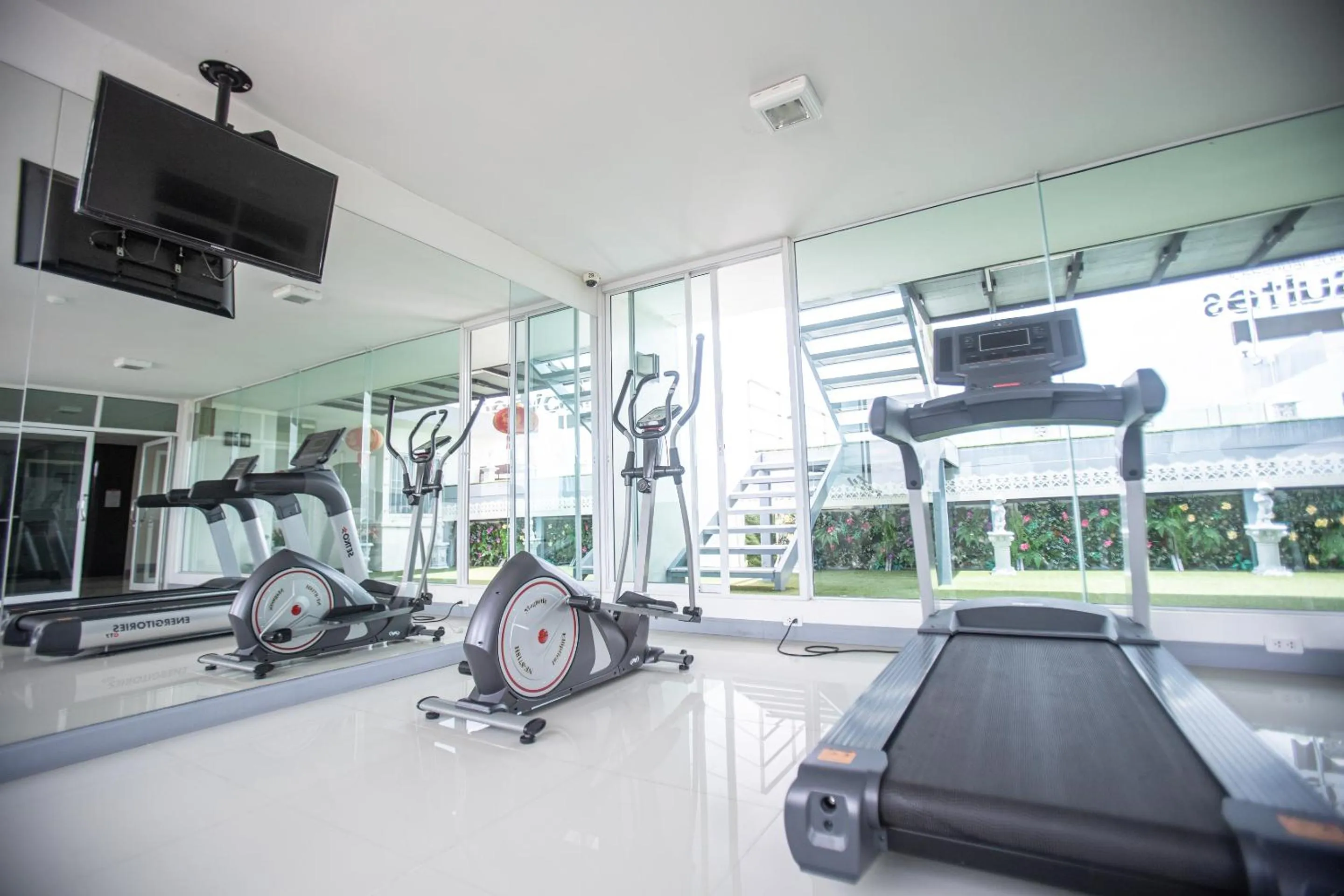 Fitness centre/facilities in The Greenery central suite & hotel