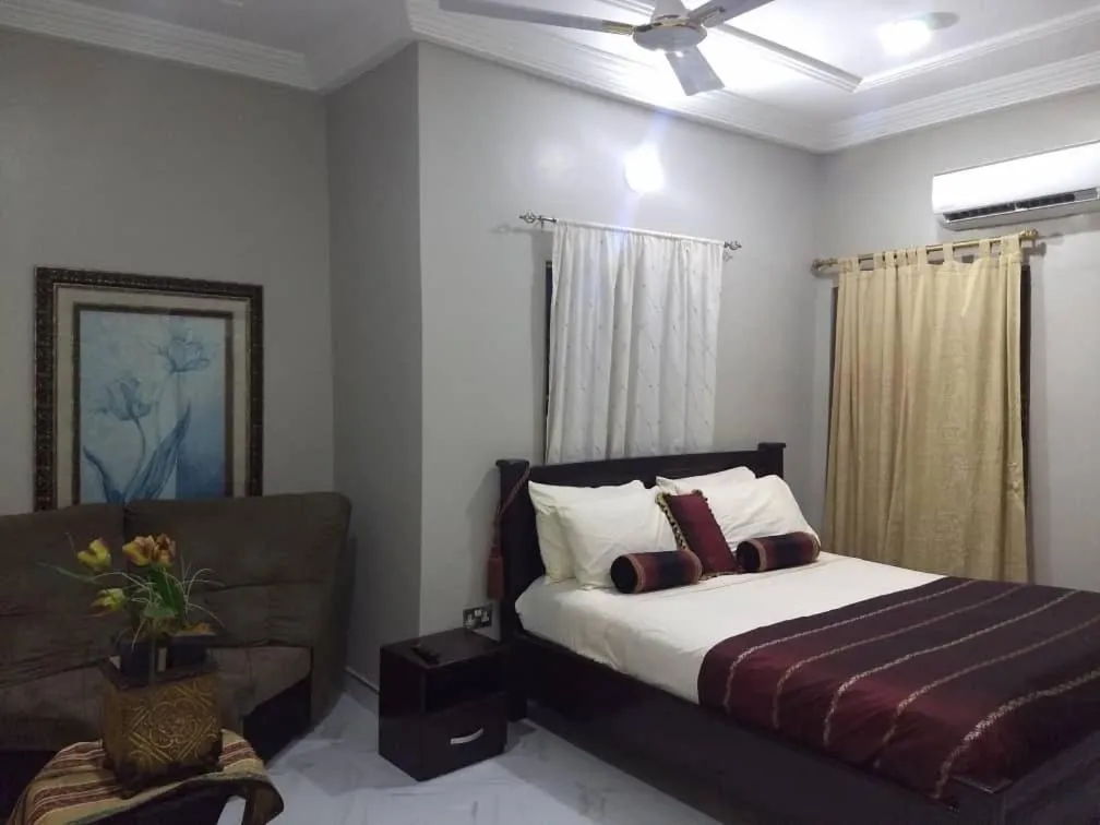 Bed in The Winford Boutique Hotel Achimota