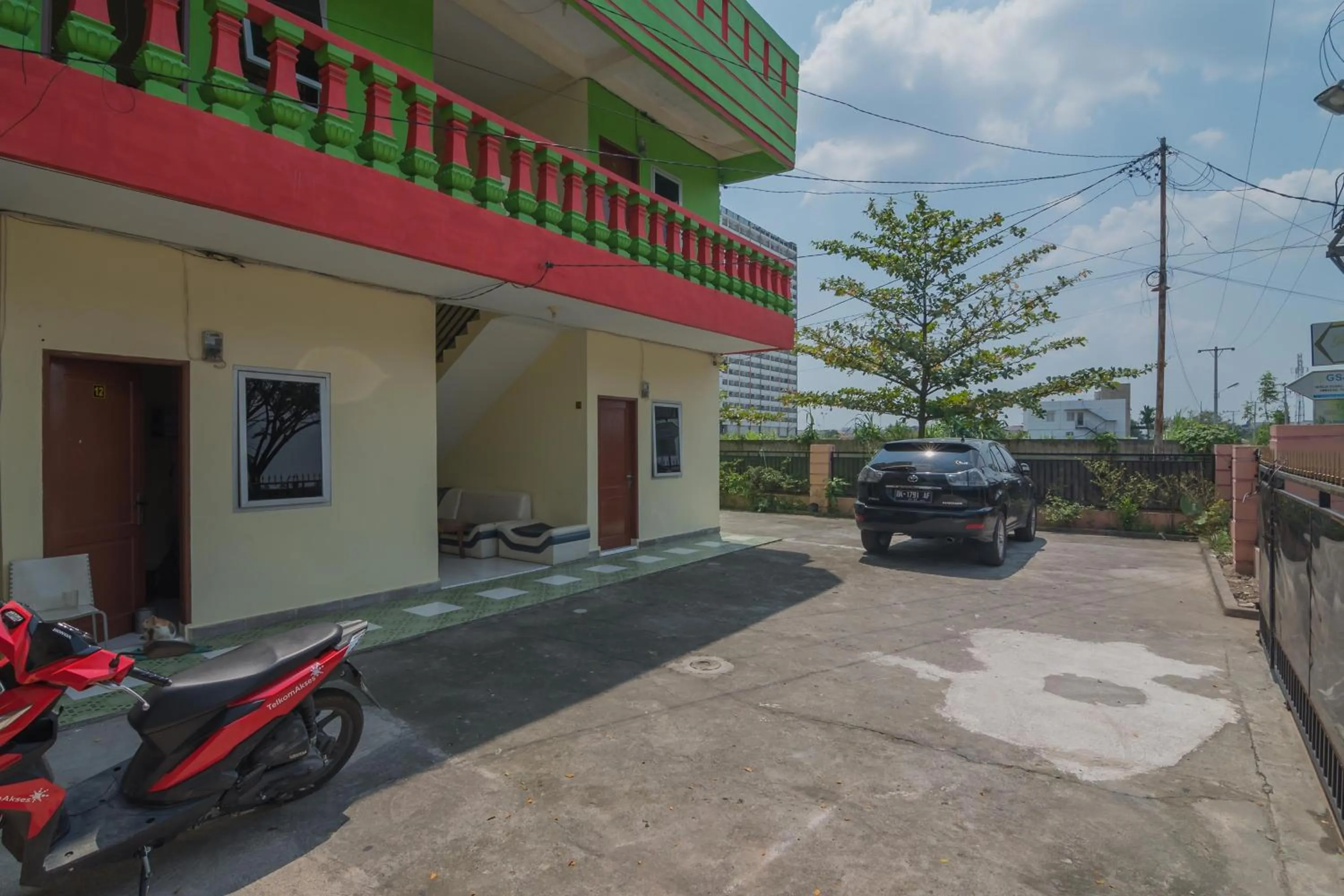 Property building in RedDoorz near Politeknik Negeri Medan