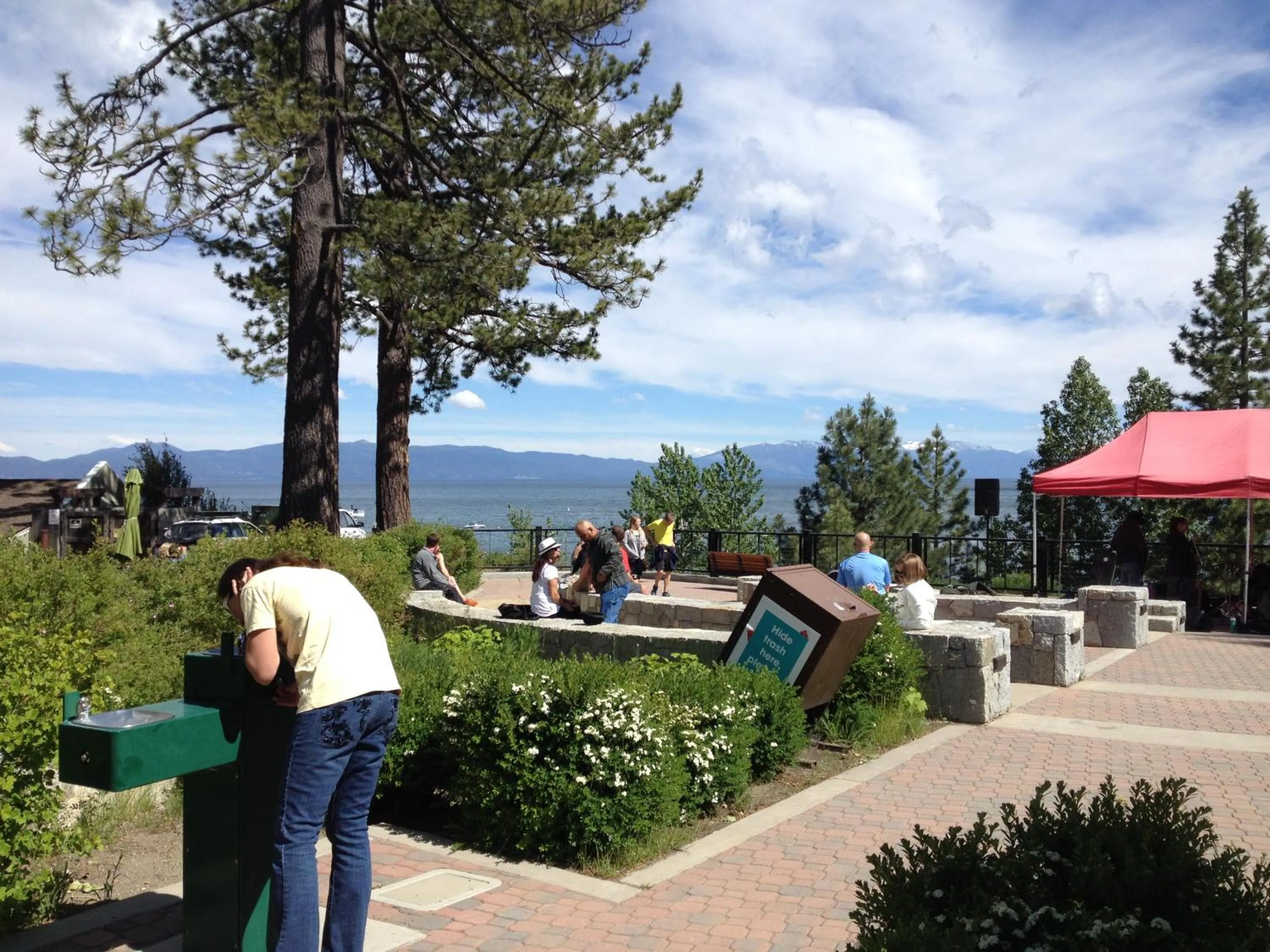 Shopping Area in Pepper Tree Inn Tahoe City