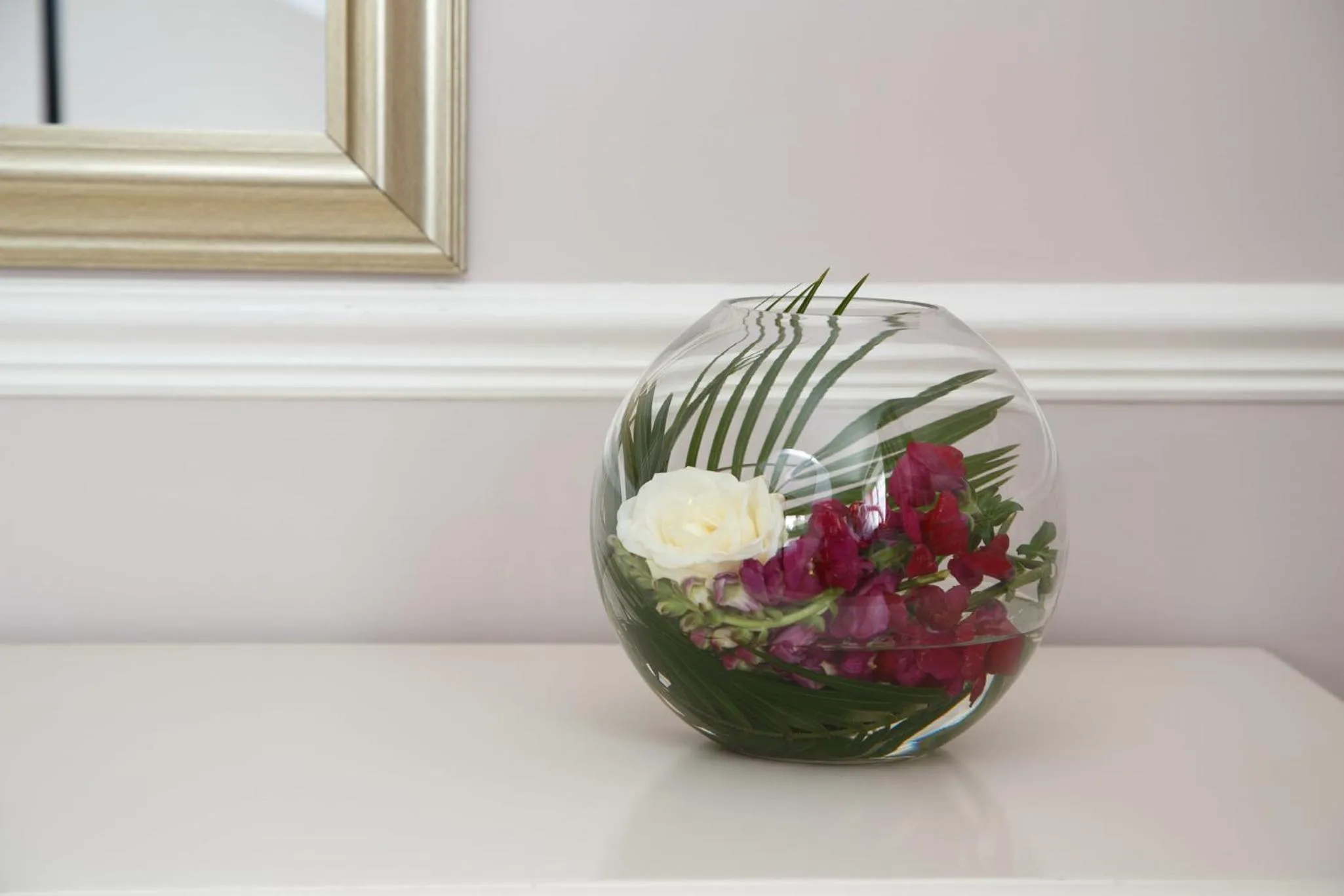 Decorative detail in Badgers Mount Hotel