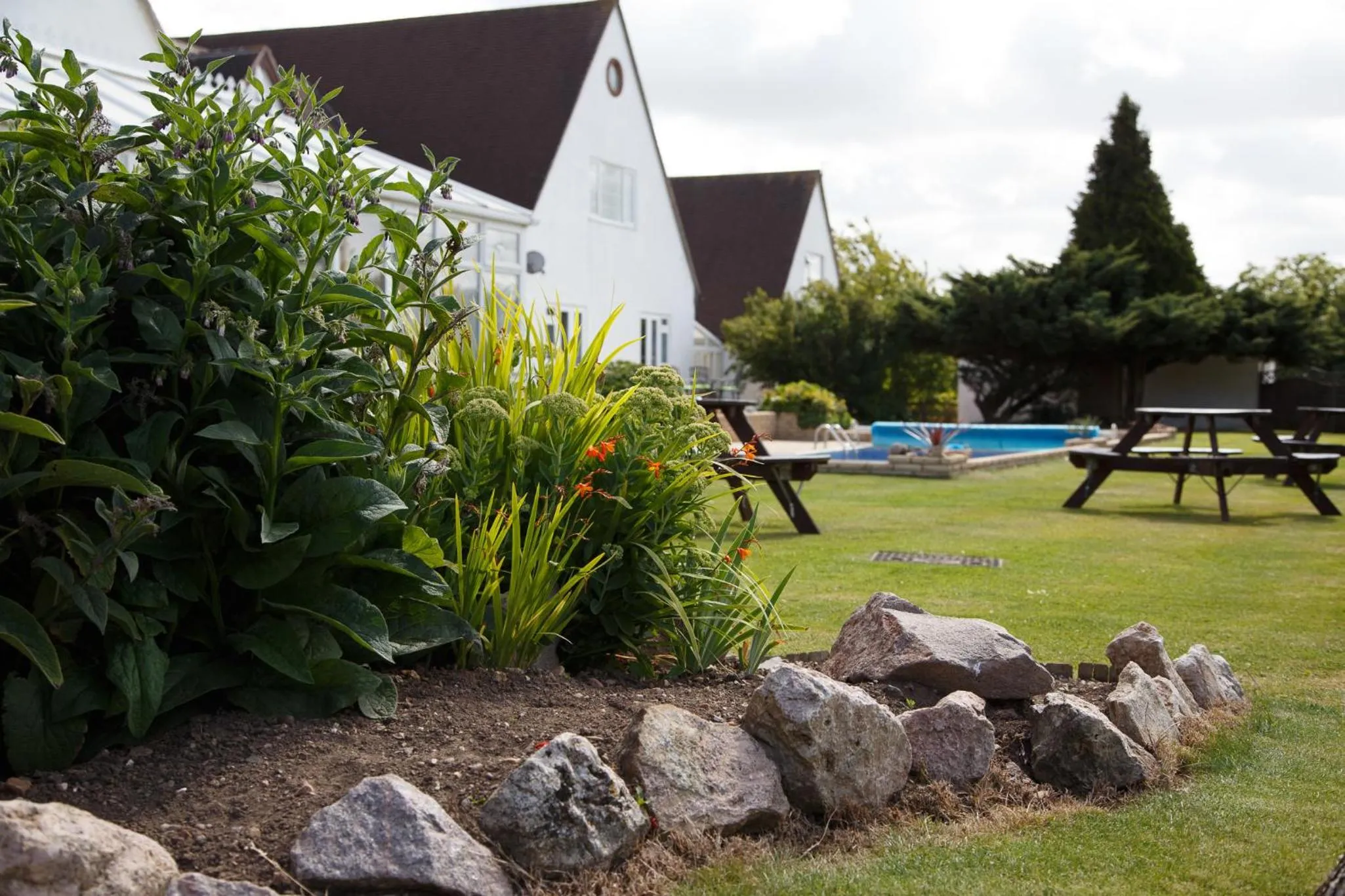 Garden in Badgers Mount Hotel
