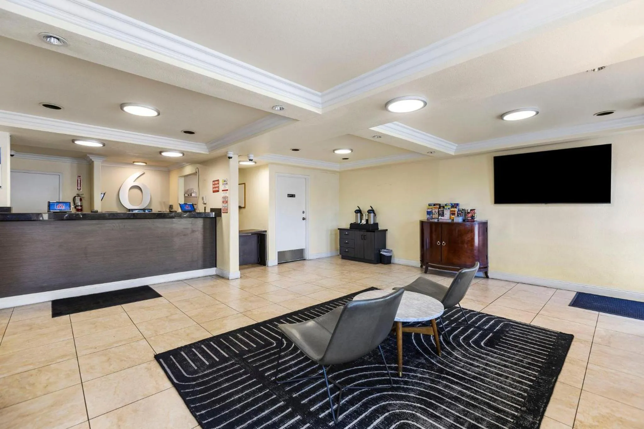 Lobby or reception in Motel 6 Las Vegas, NV - Strip