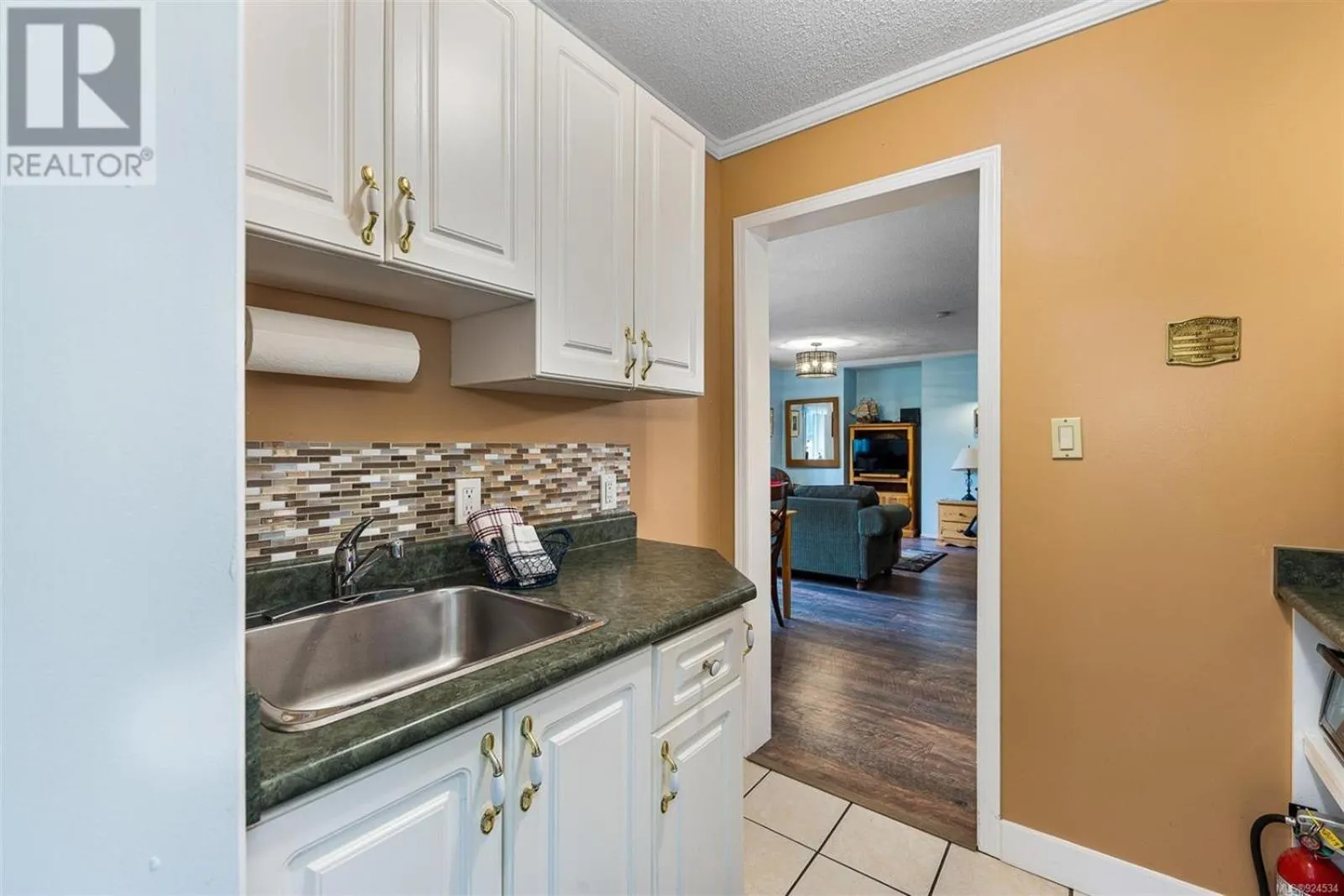 Salty Towers Ocean Front Cottages