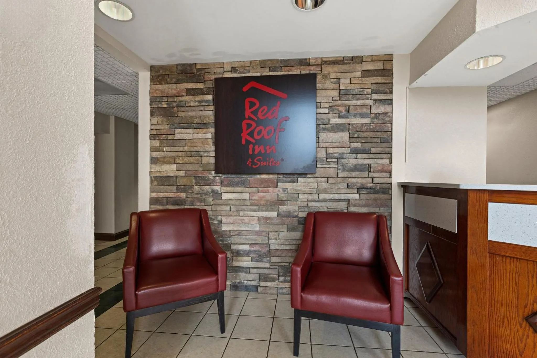 Lobby or reception in Red Roof Inn & Suites Newnan