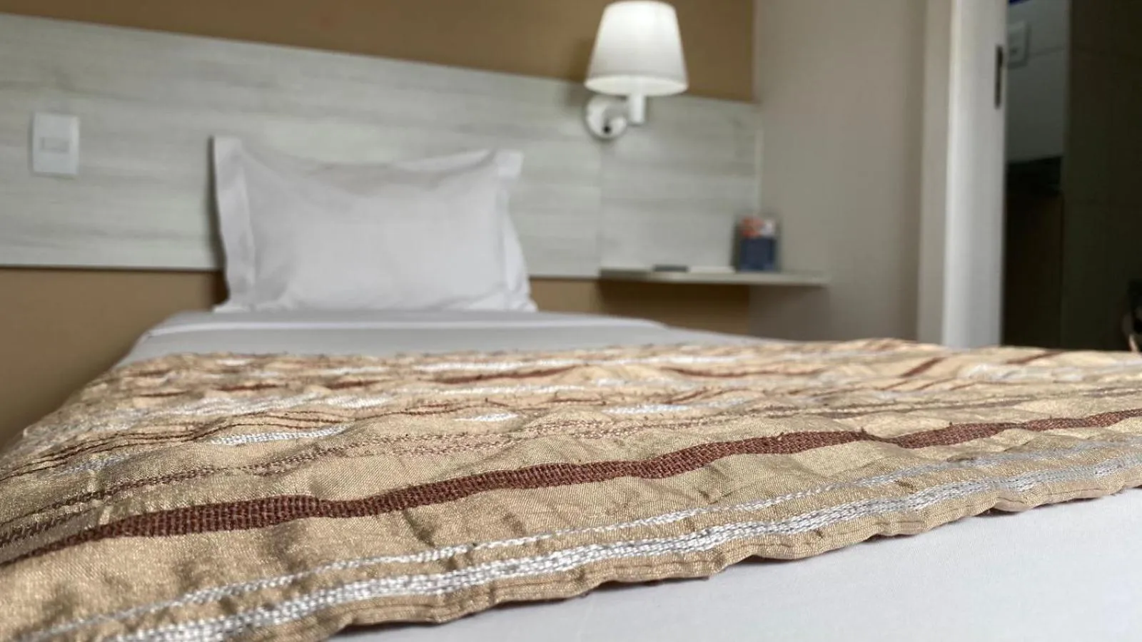 Bed in Camaçari Plaza Hotel