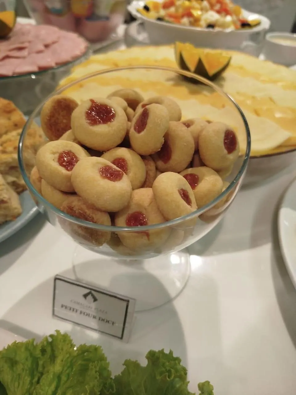 Buffet breakfast in Camaçari Plaza Hotel