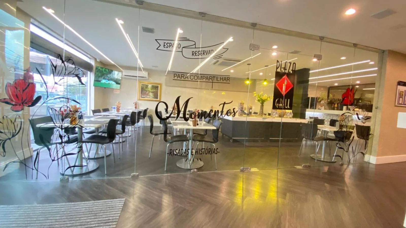 Restaurant/places to eat in Camaçari Plaza Hotel