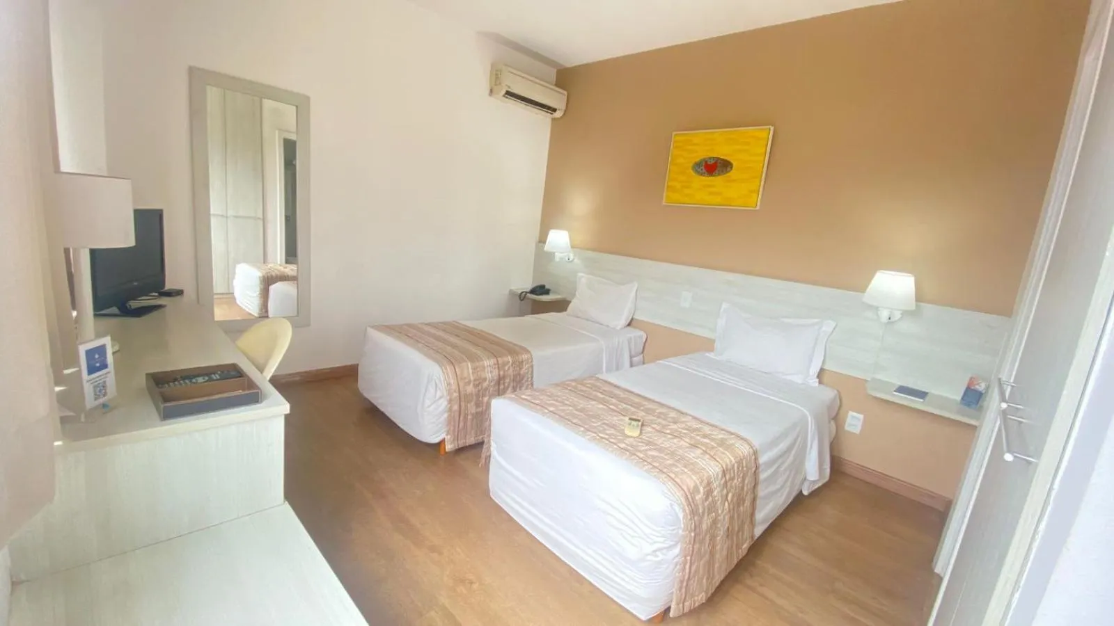 Bed in Camaçari Plaza Hotel