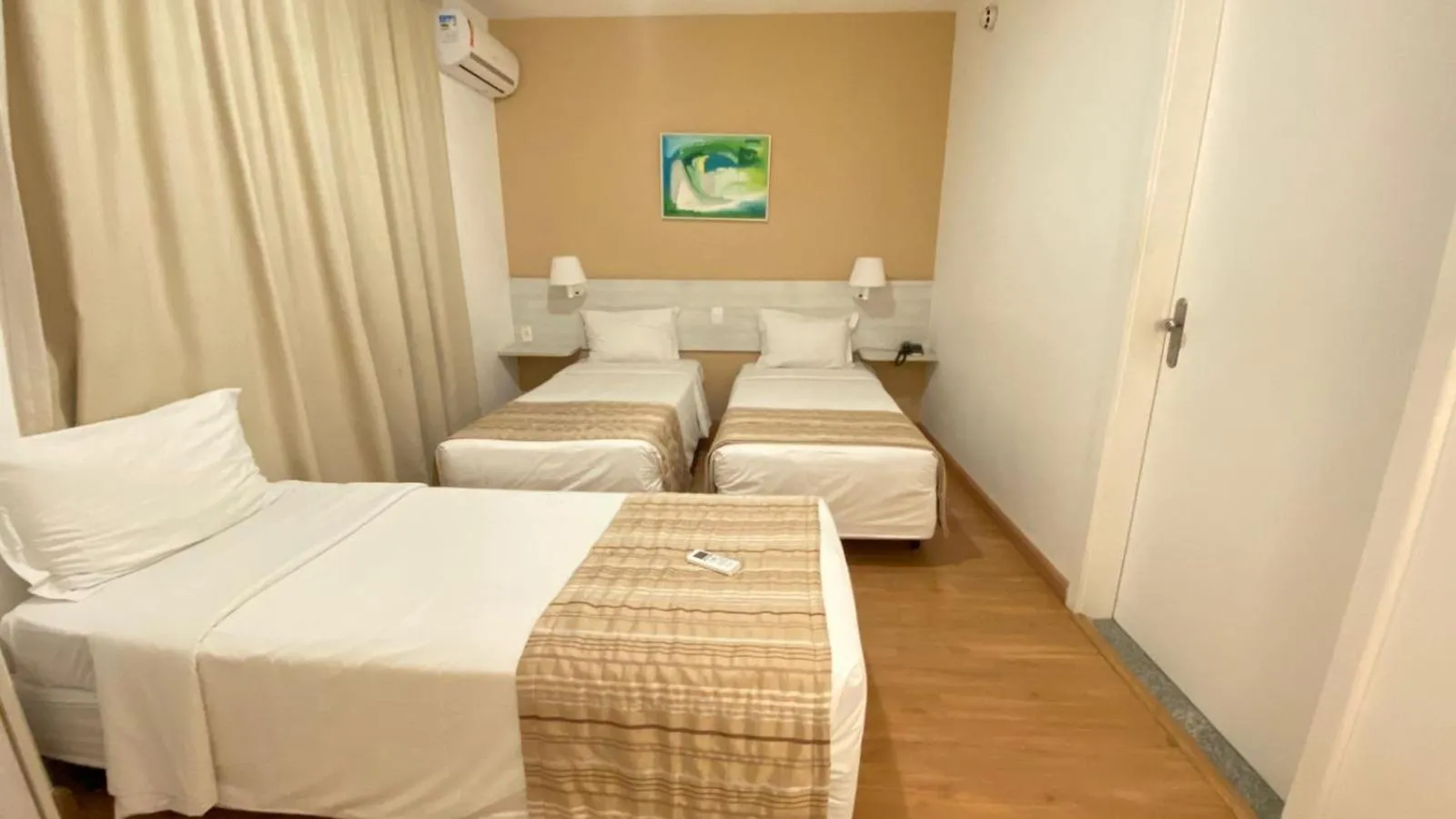 Bed in Camaçari Plaza Hotel