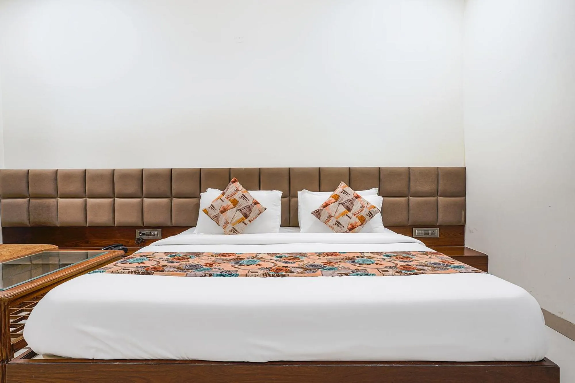 Bedroom, Bed in FabHotel Jwel Palace