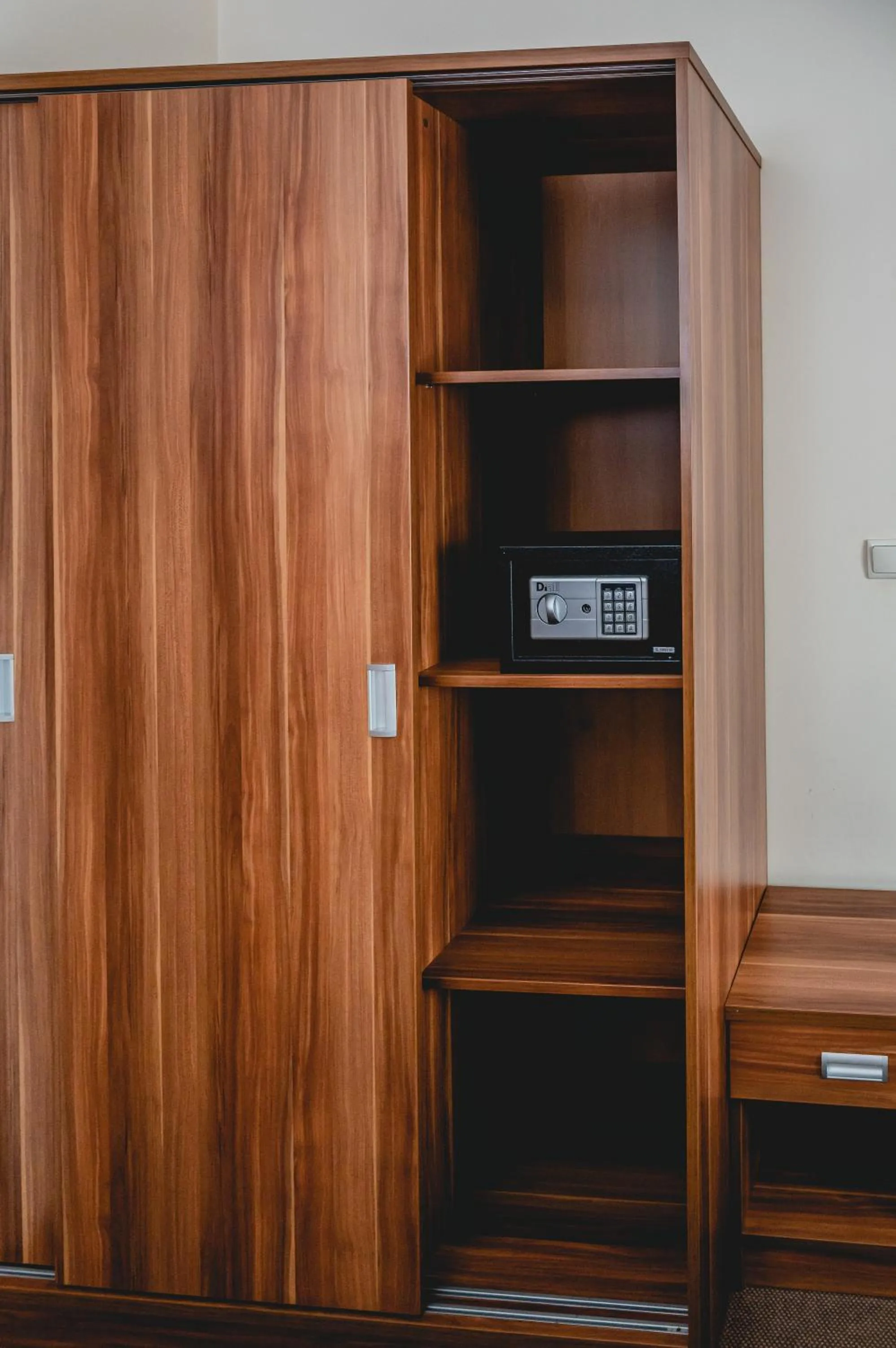 wardrobe in Hotel nad morzem- Art-Pension