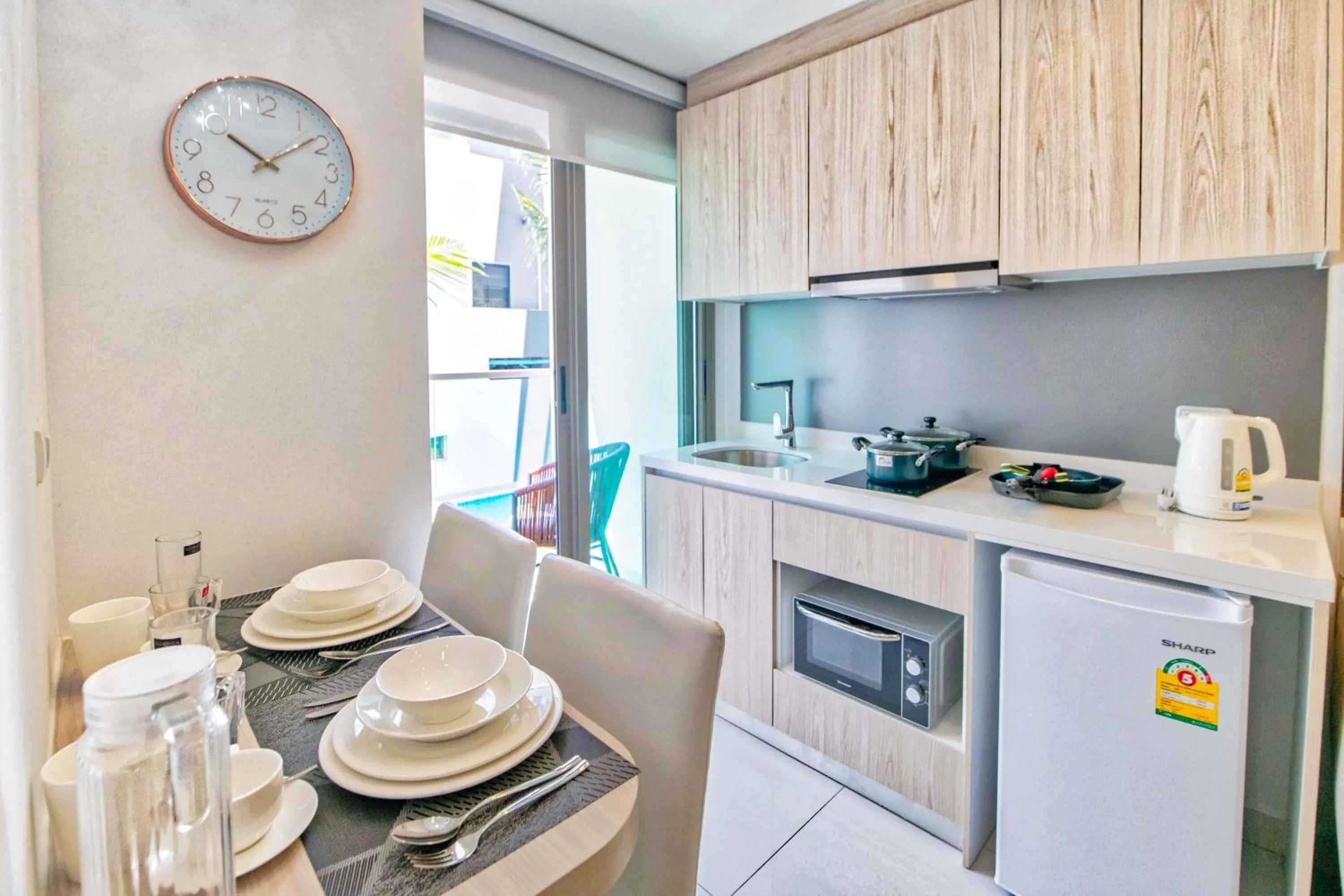 Coffee/tea facilities in Arcadia Beach Resort Pattaya