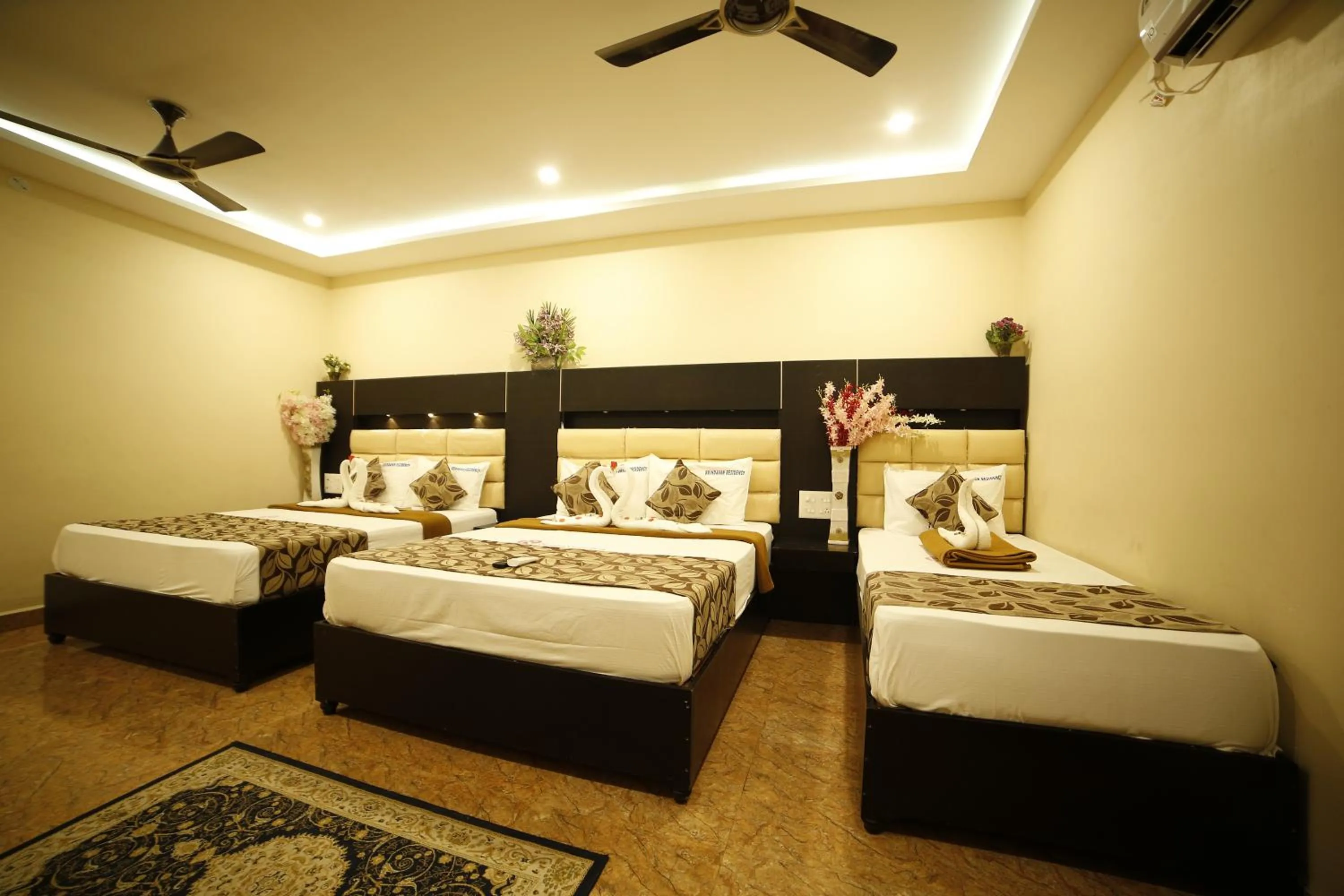 Bed in Hotel Ragavendra Rameswaram