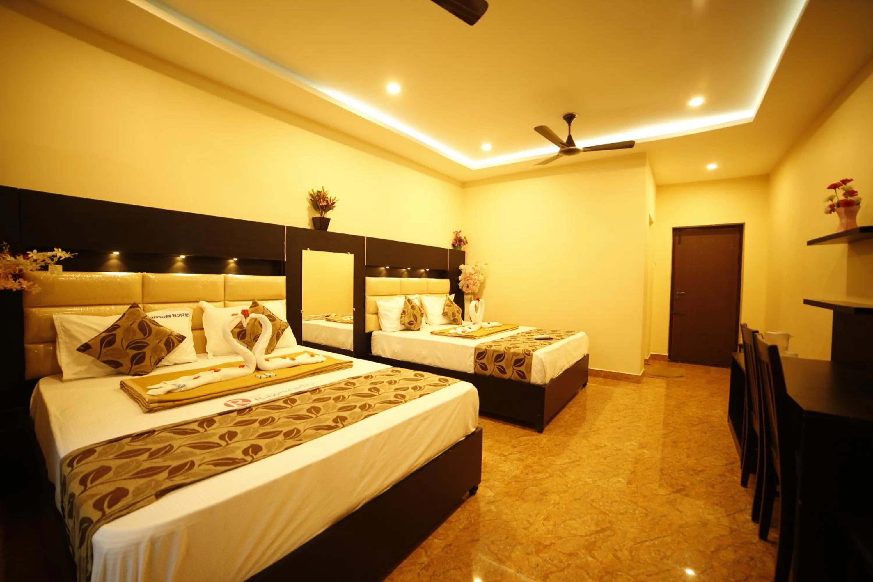 Bed in Hotel Ragavendra Rameswaram