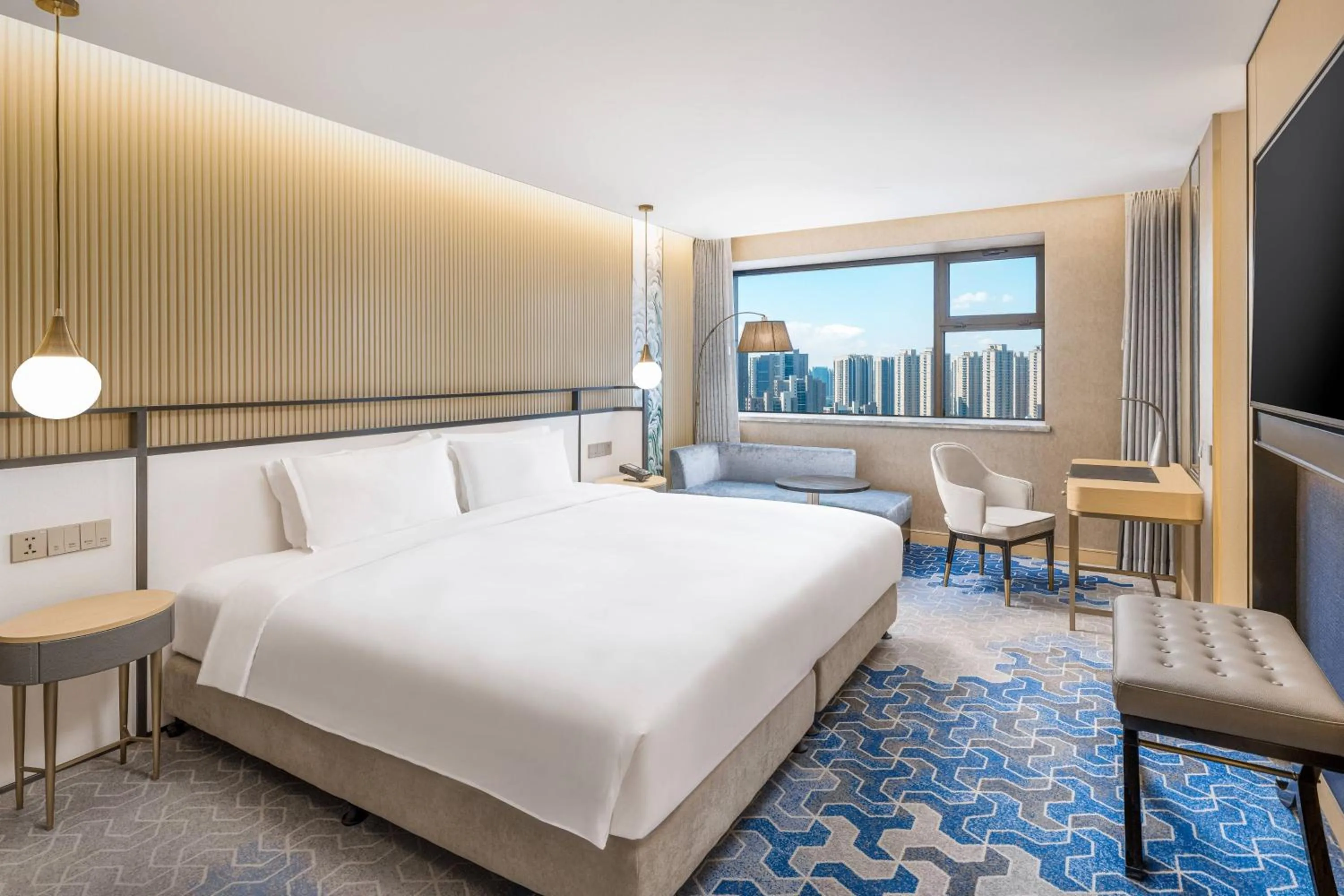 Photo of the whole room, Bed in The Westin Shenyang