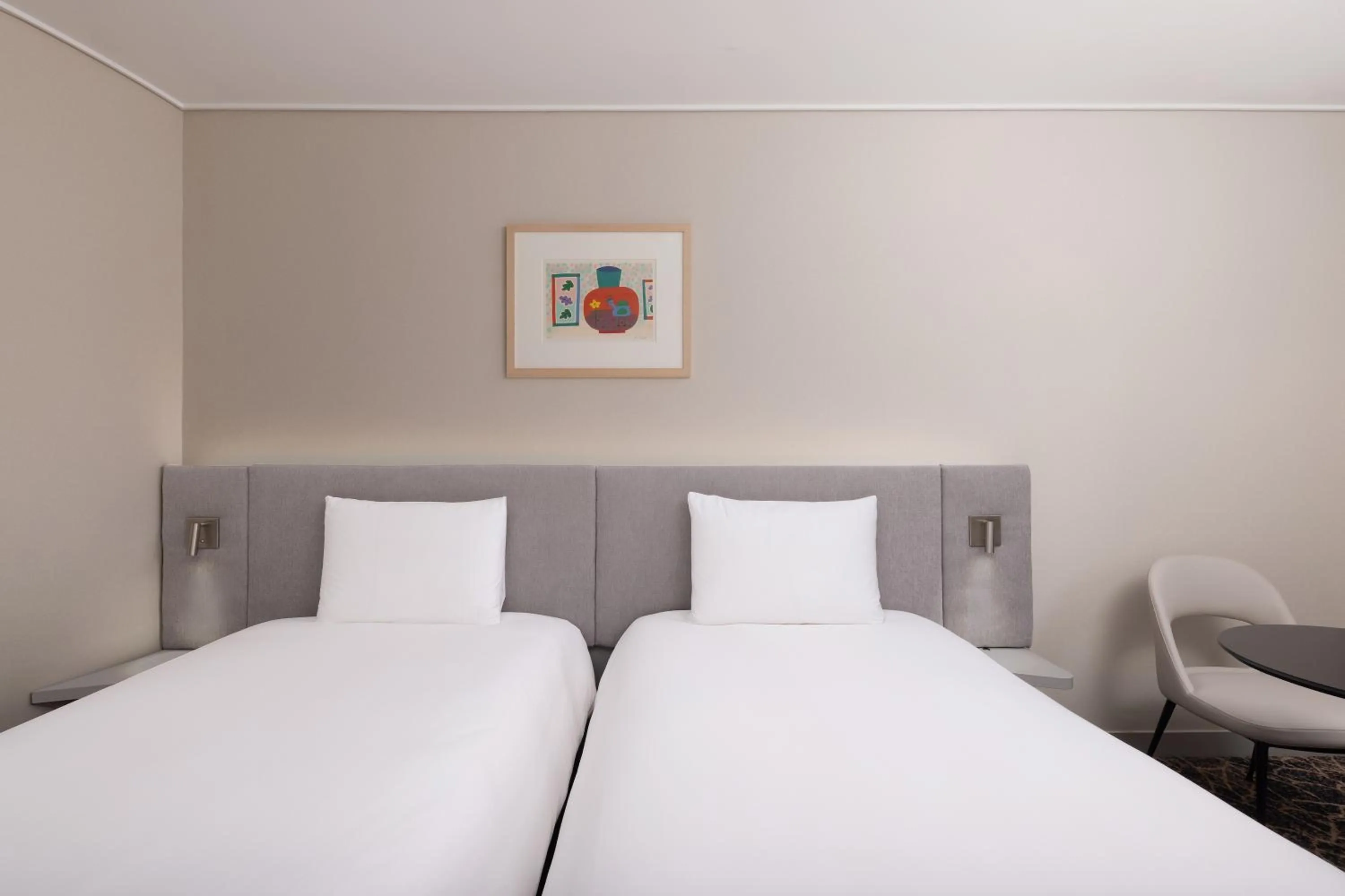 Photo of the whole room, Bed in ibis Ambassador Seoul Insadong-Newly renovated in 2025