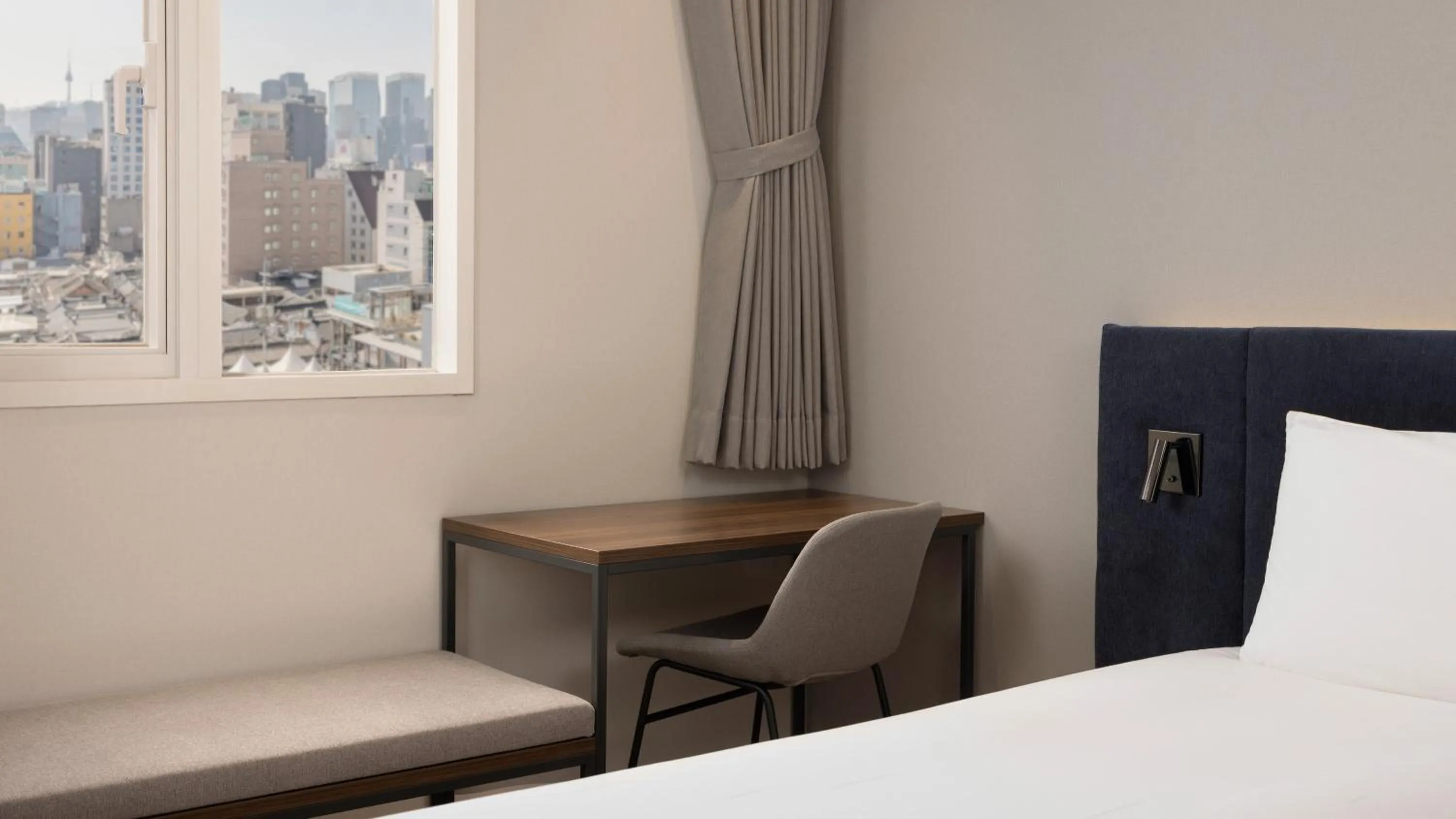 Bed in ibis Ambassador Seoul Insadong-Newly renovated in 2025