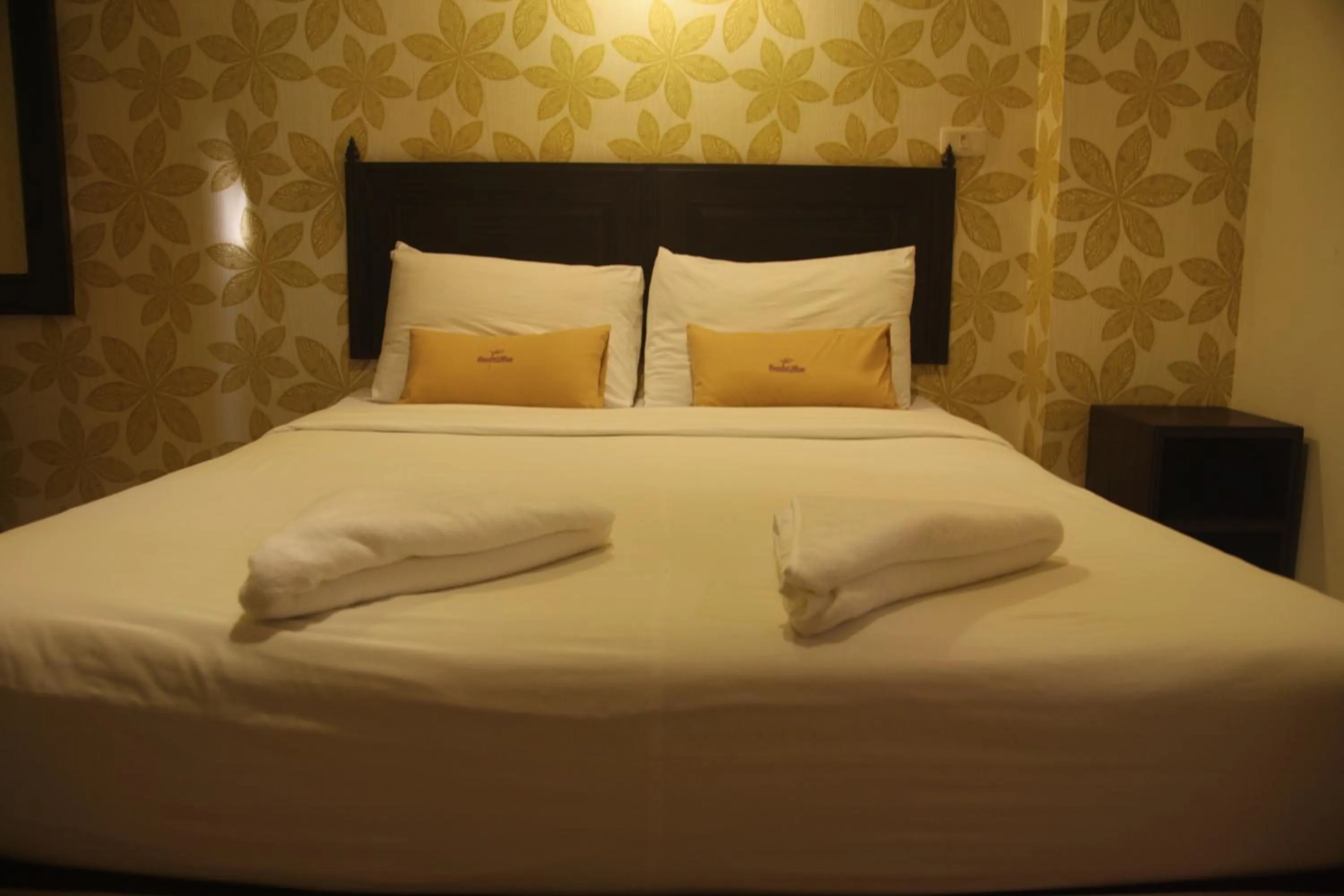 bunk bed, Bed in Erawan House