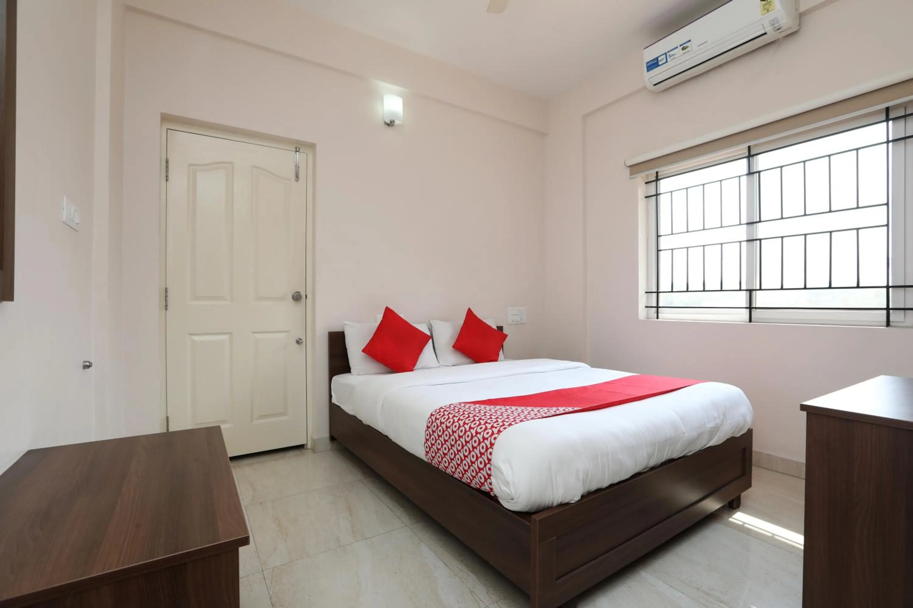 Bedroom, Bed in Super Hotel O Indra Comforts