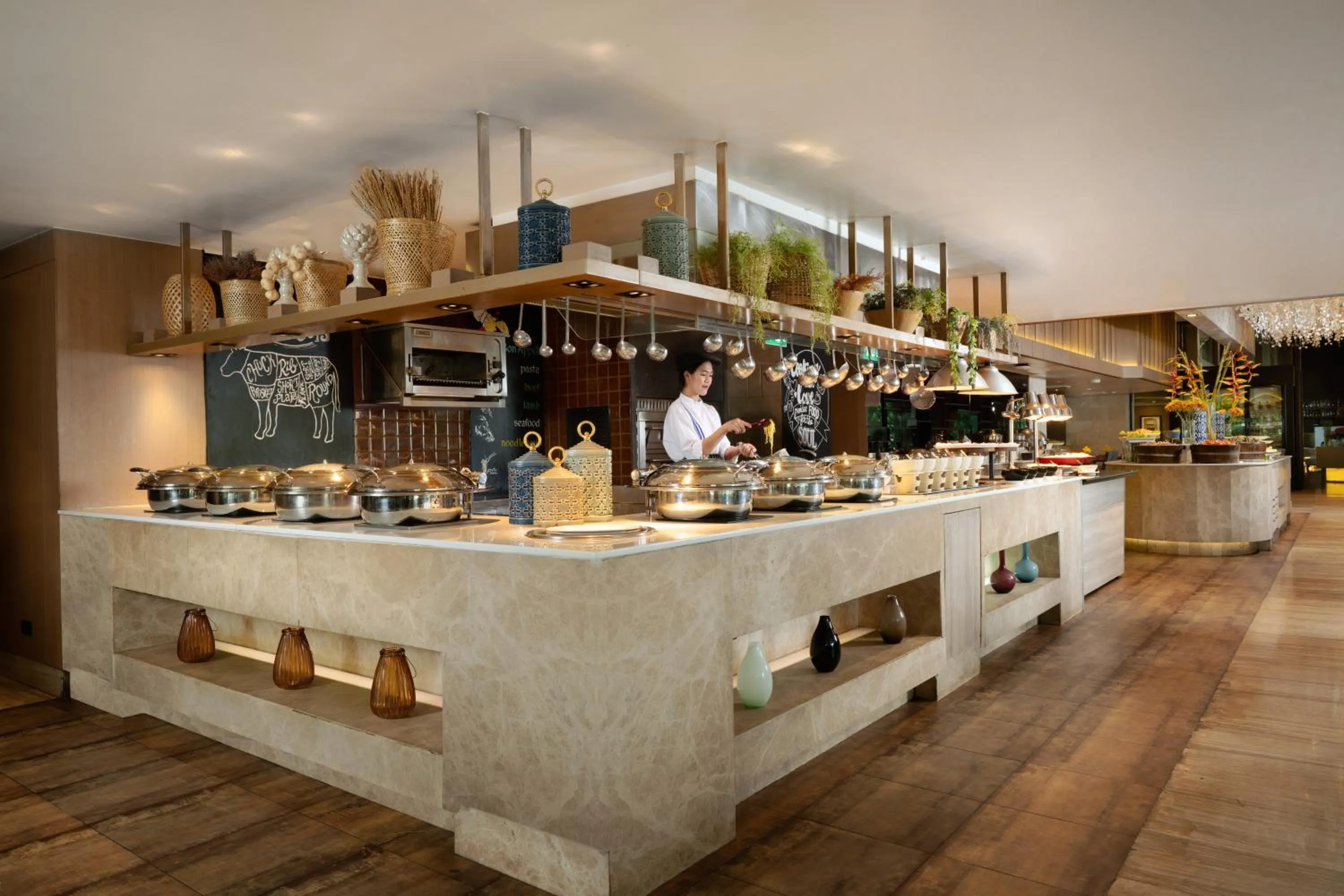 Restaurant/places to eat in Avani Ratchada Bangkok