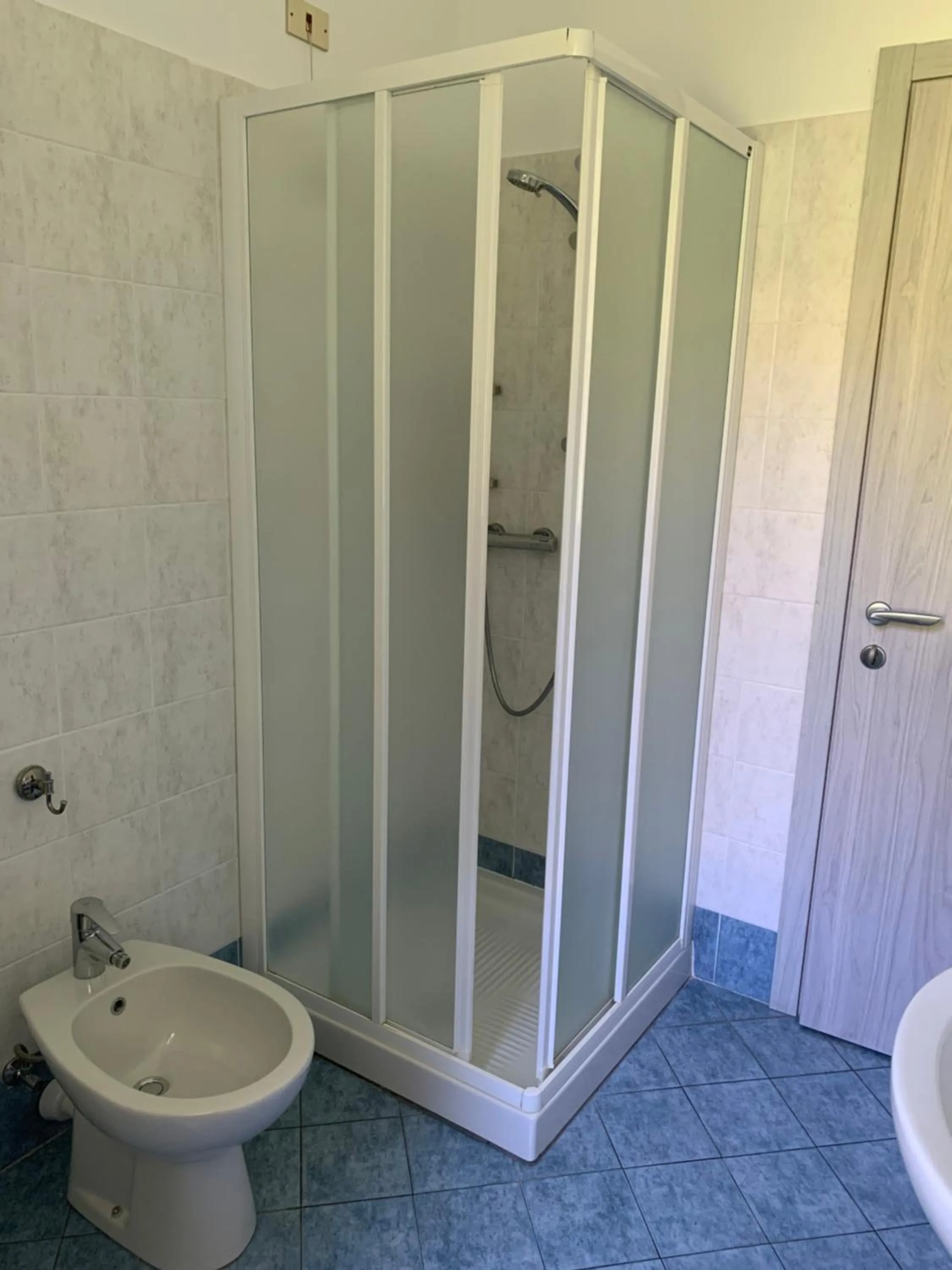 Bathroom in Hotel Loveno