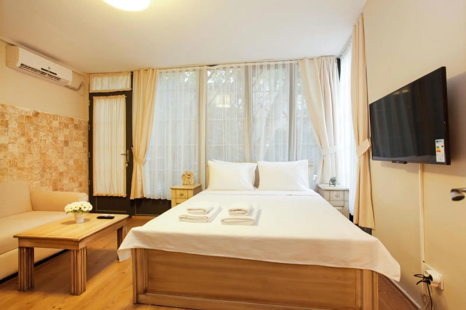 TV and multimedia, Bed in The Loft Istanbul