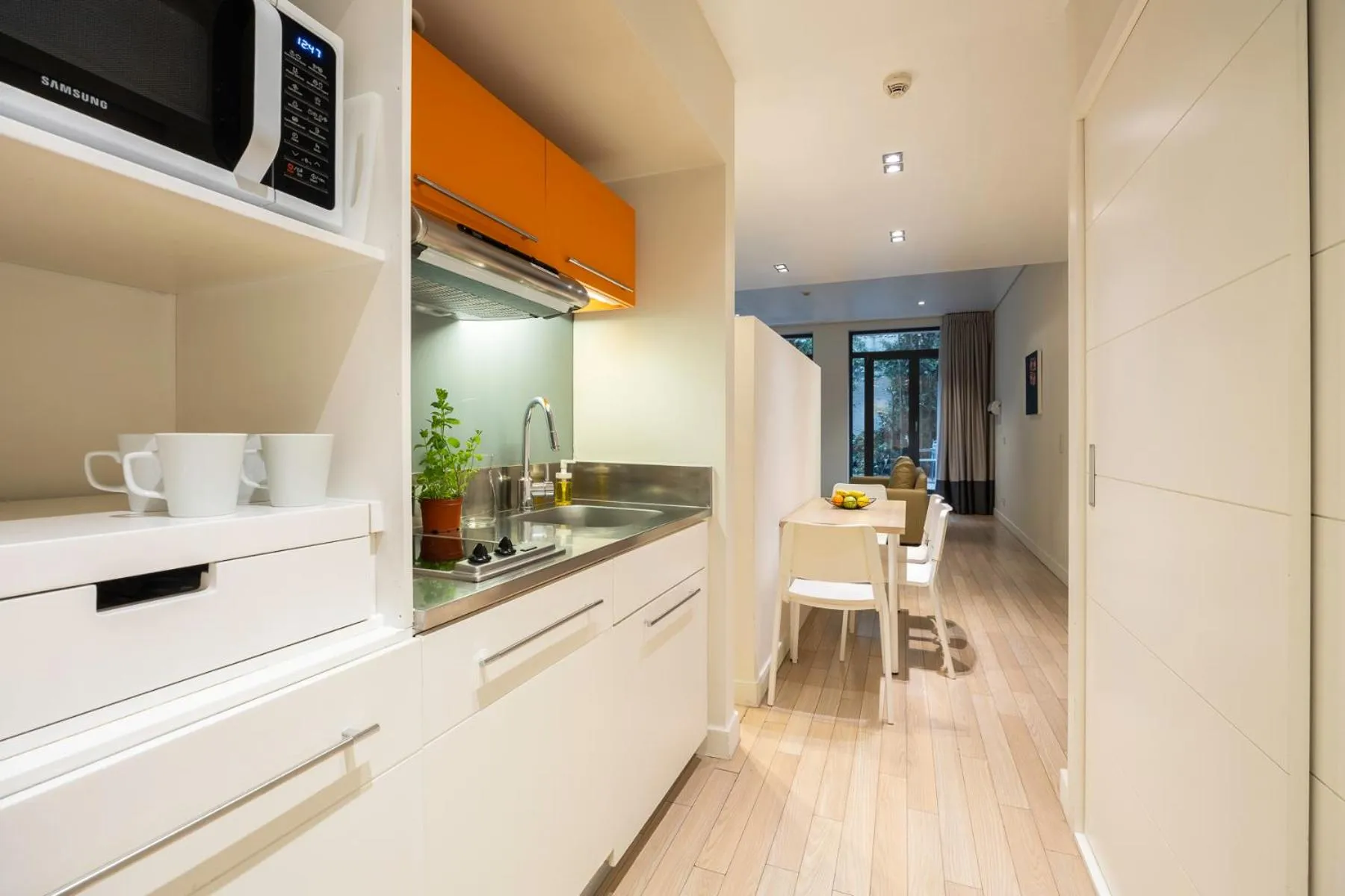 Kitchen or kitchenette in B-aparthotel Grand Place