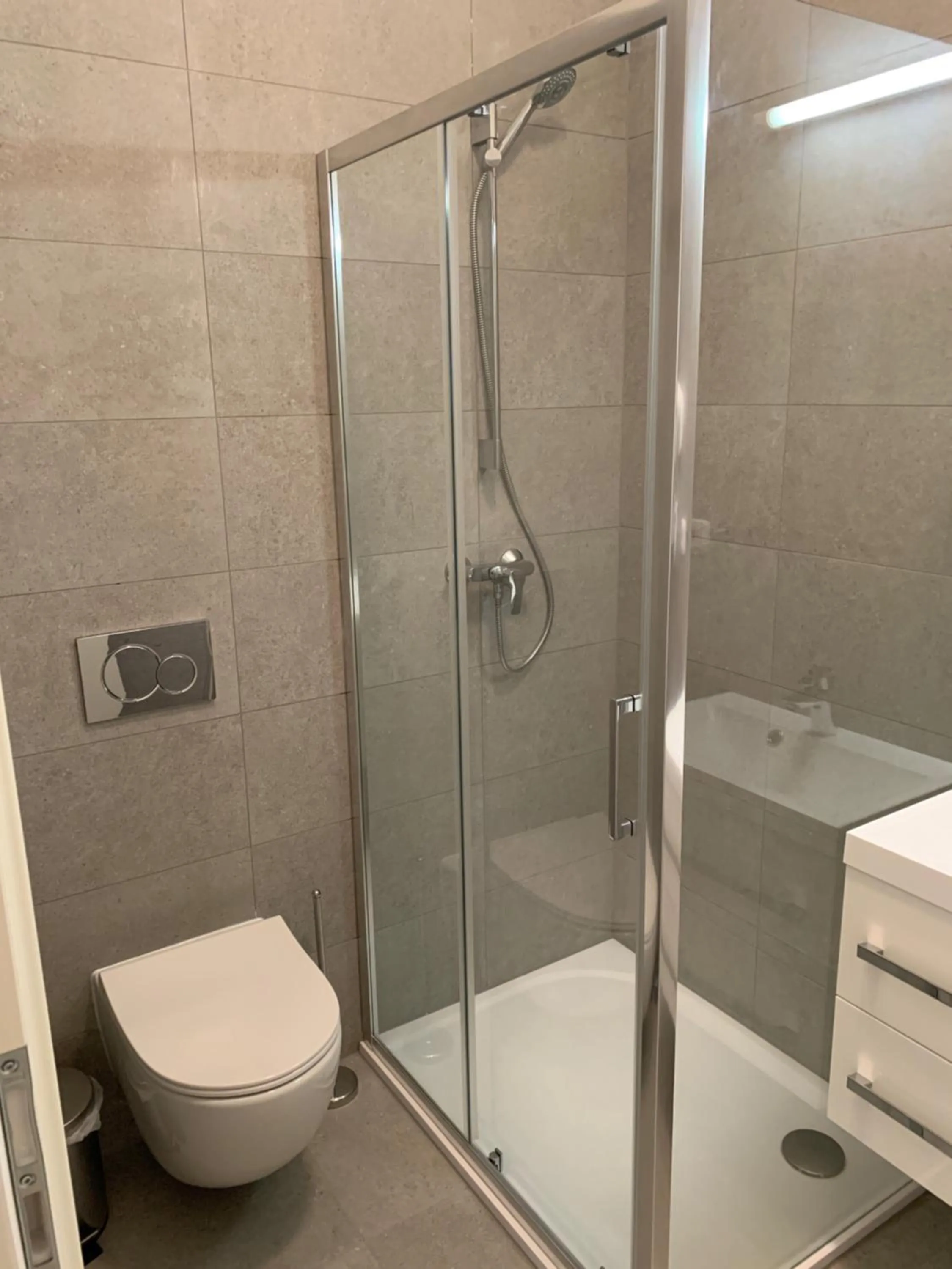 Shower in OLD TOWN SPIRIT