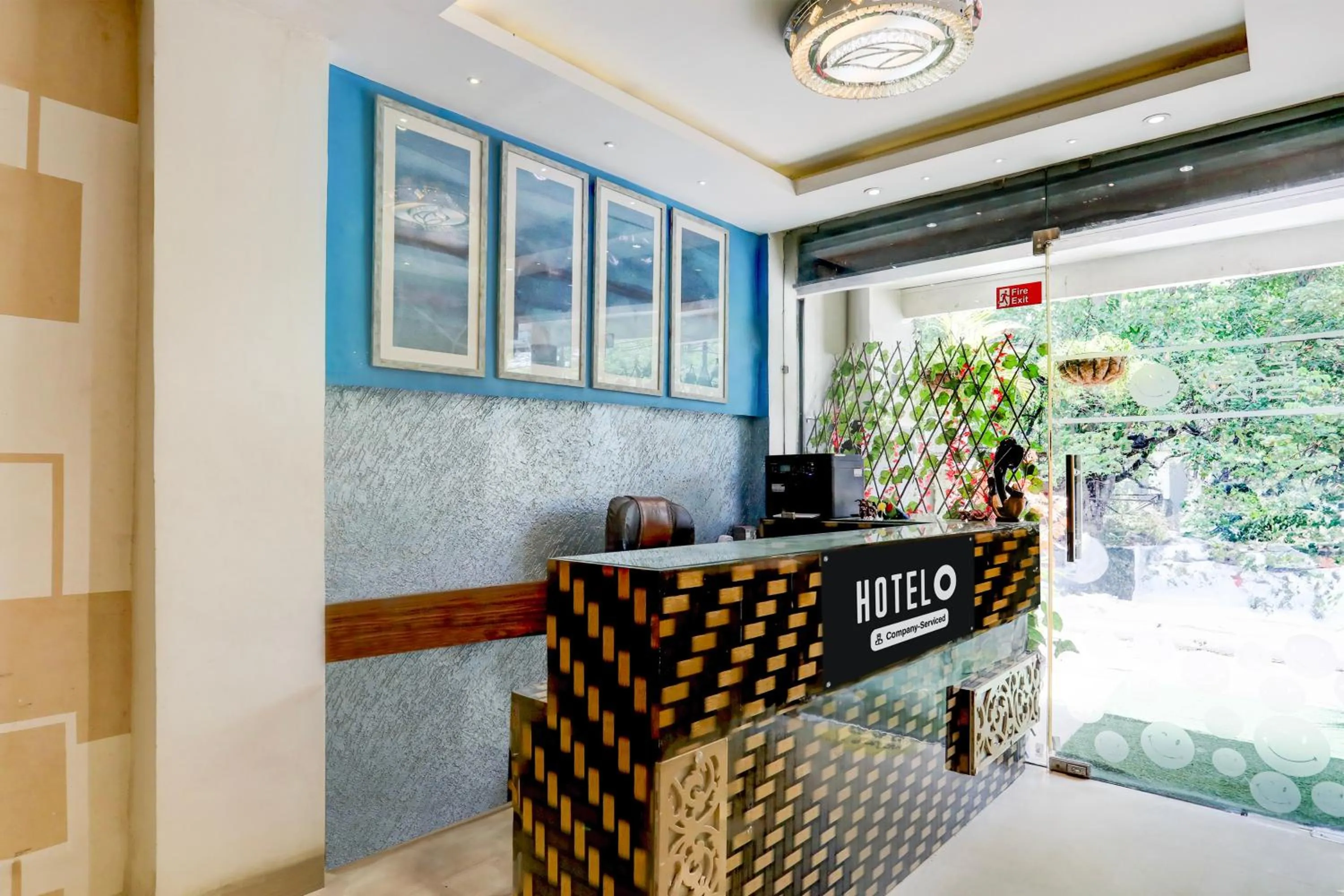 Lobby or reception in Super Hotel O MP Nagar Near Rachna Tower