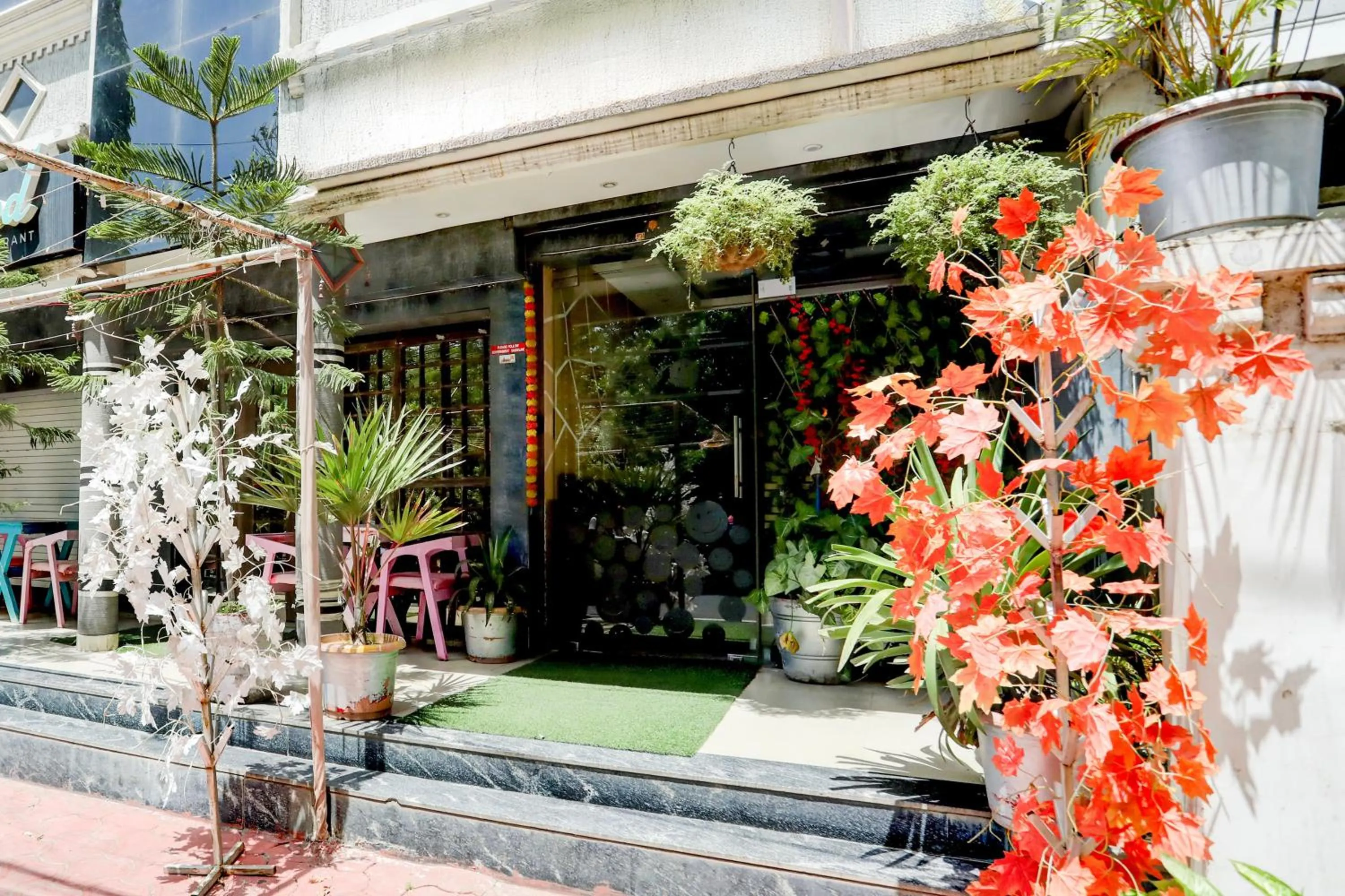 Facade/entrance in Hotel O MP Nagar Near Rachna Tower