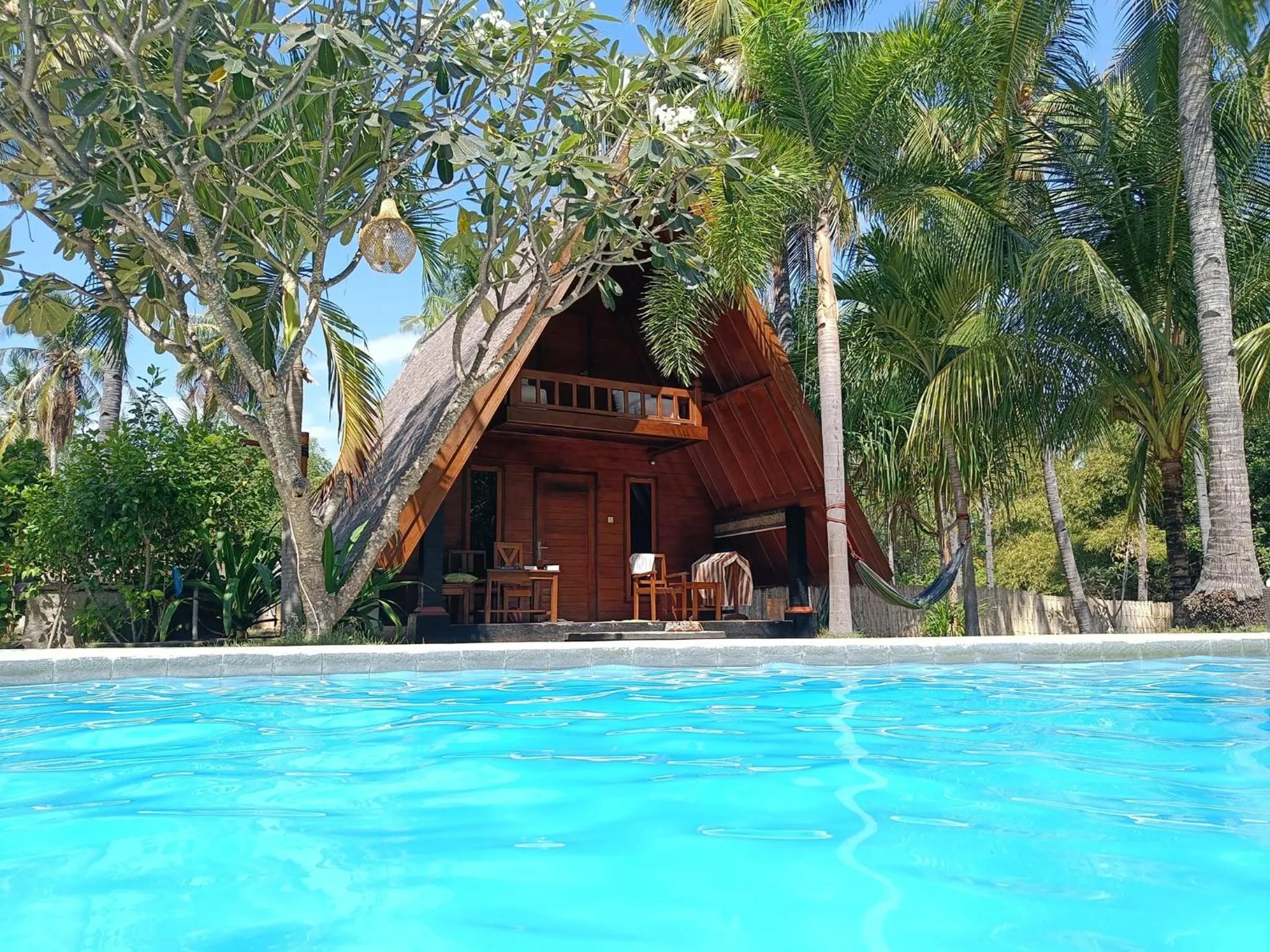 Swimming pool in Lucy's Garden Hotel