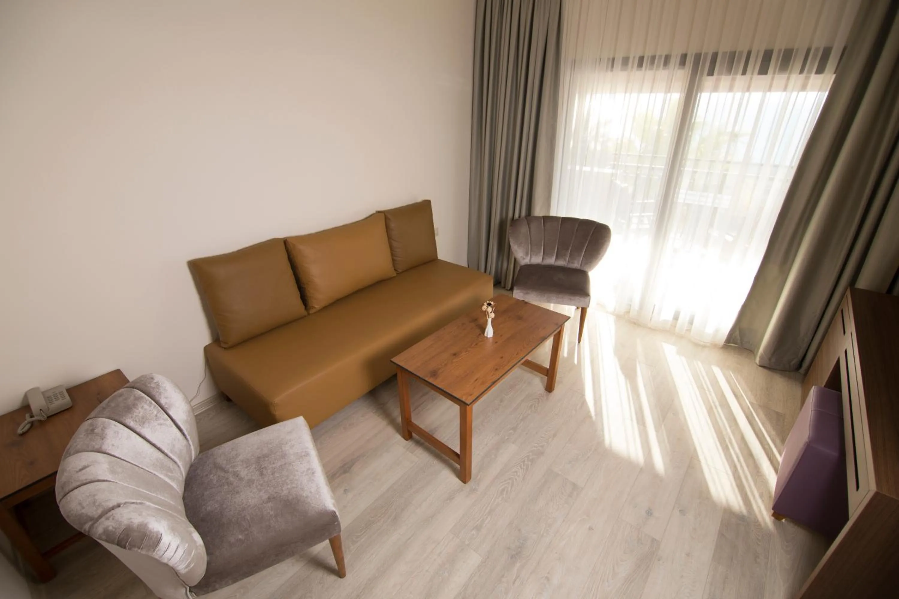 Living room in Neopol Hotel