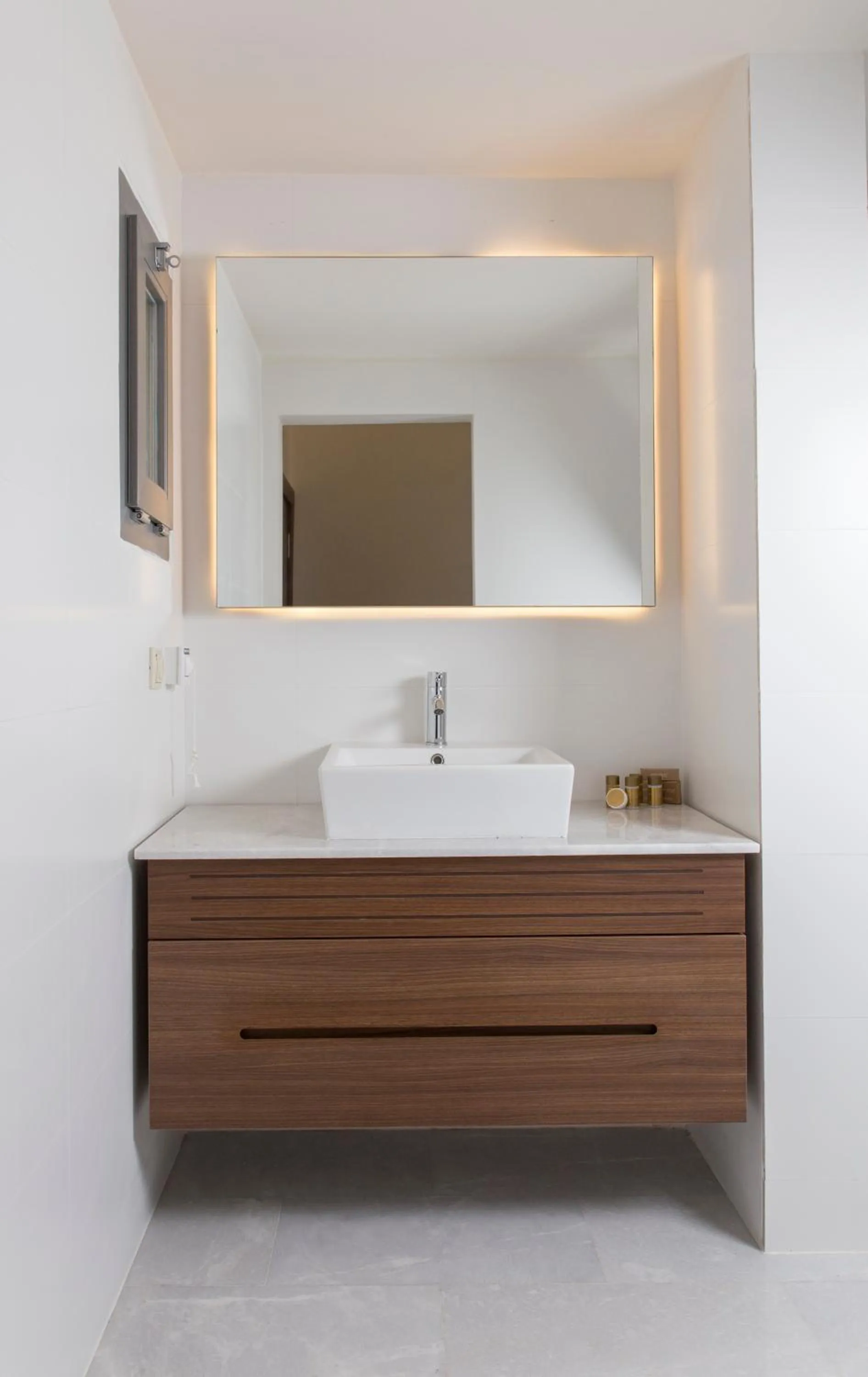 Bathroom in Neopol Hotel