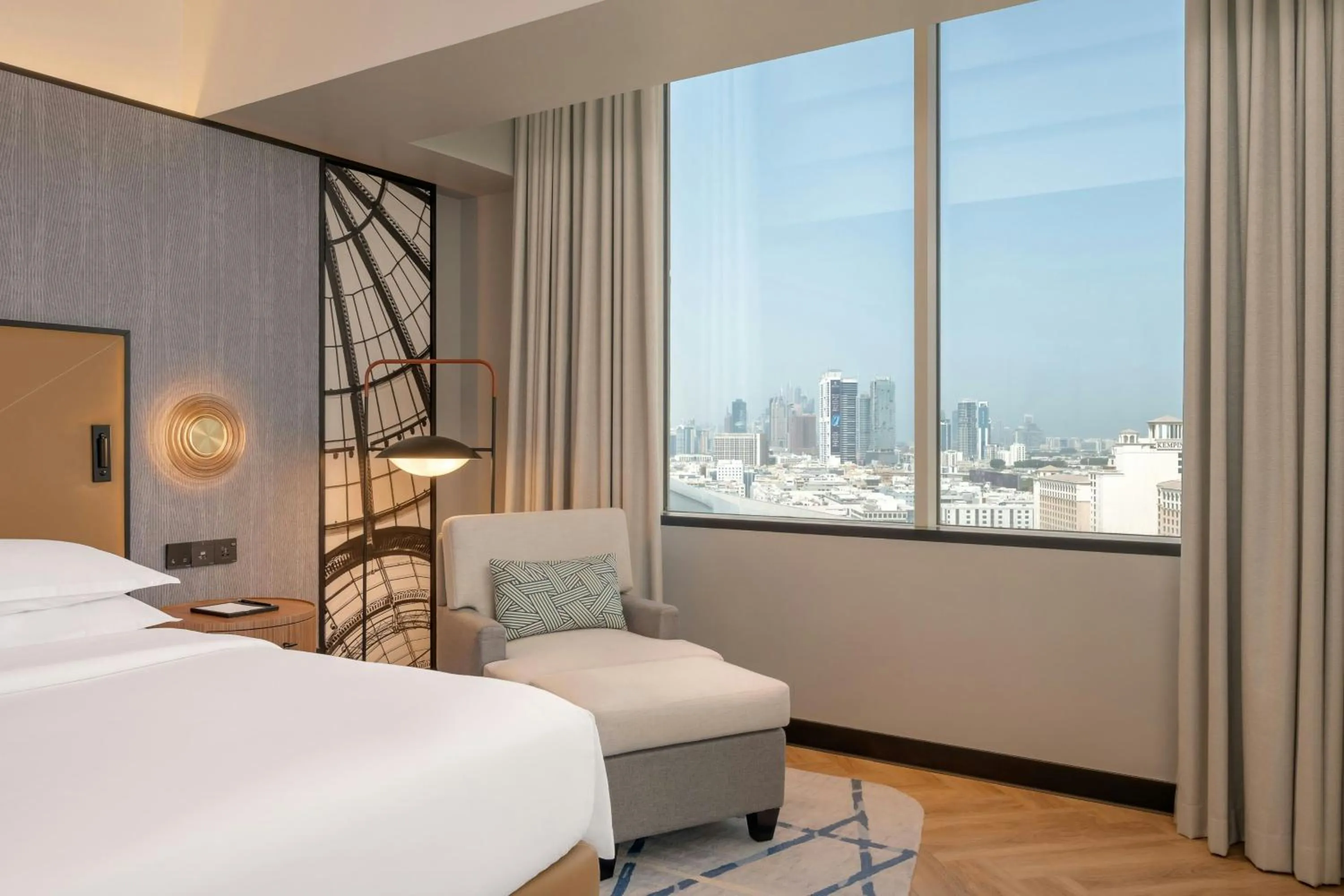 Bedroom, Bed in Sheraton Mall of the Emirates Hotel, Dubai