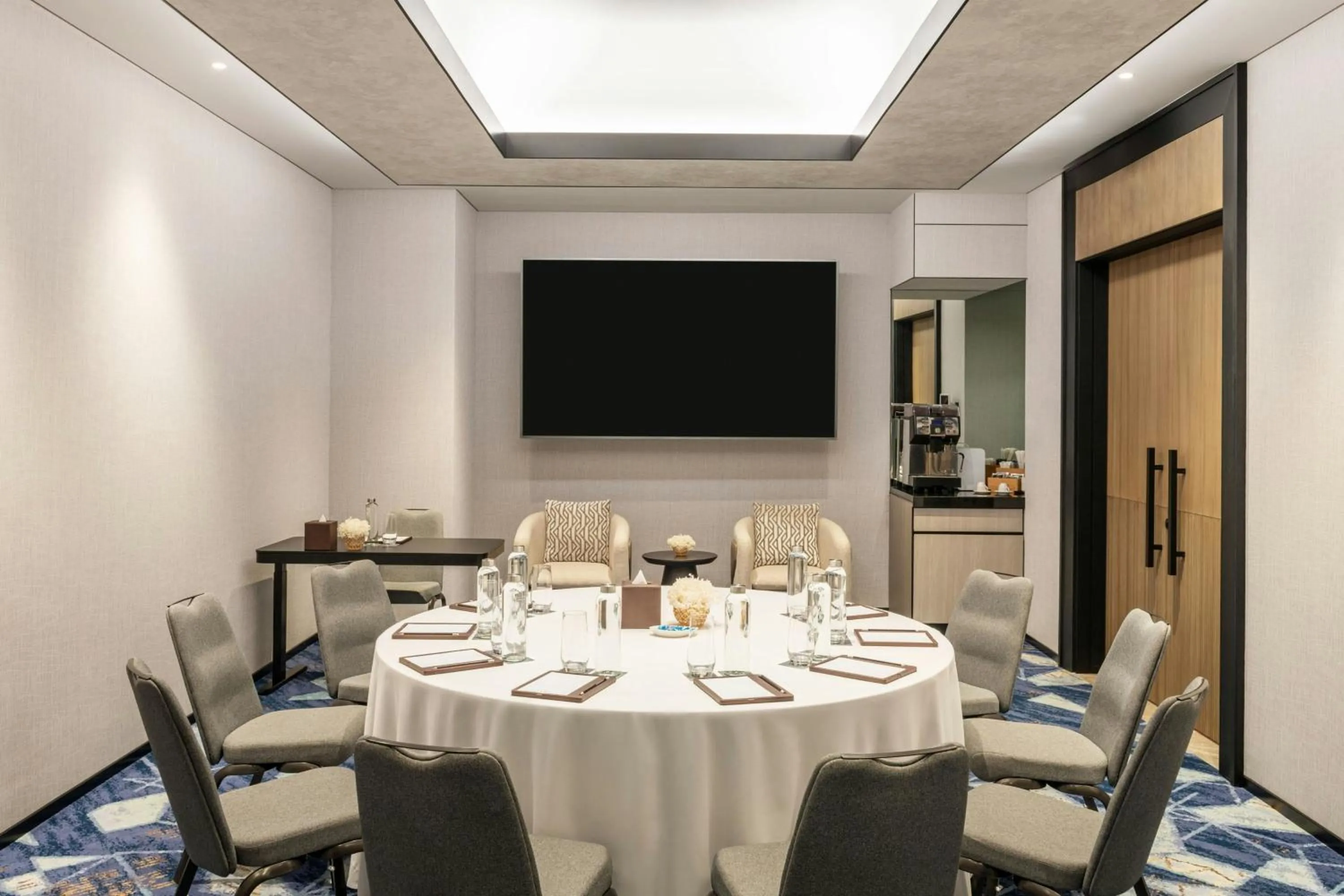 Lounge or bar in Sheraton Mall of the Emirates Hotel, Dubai