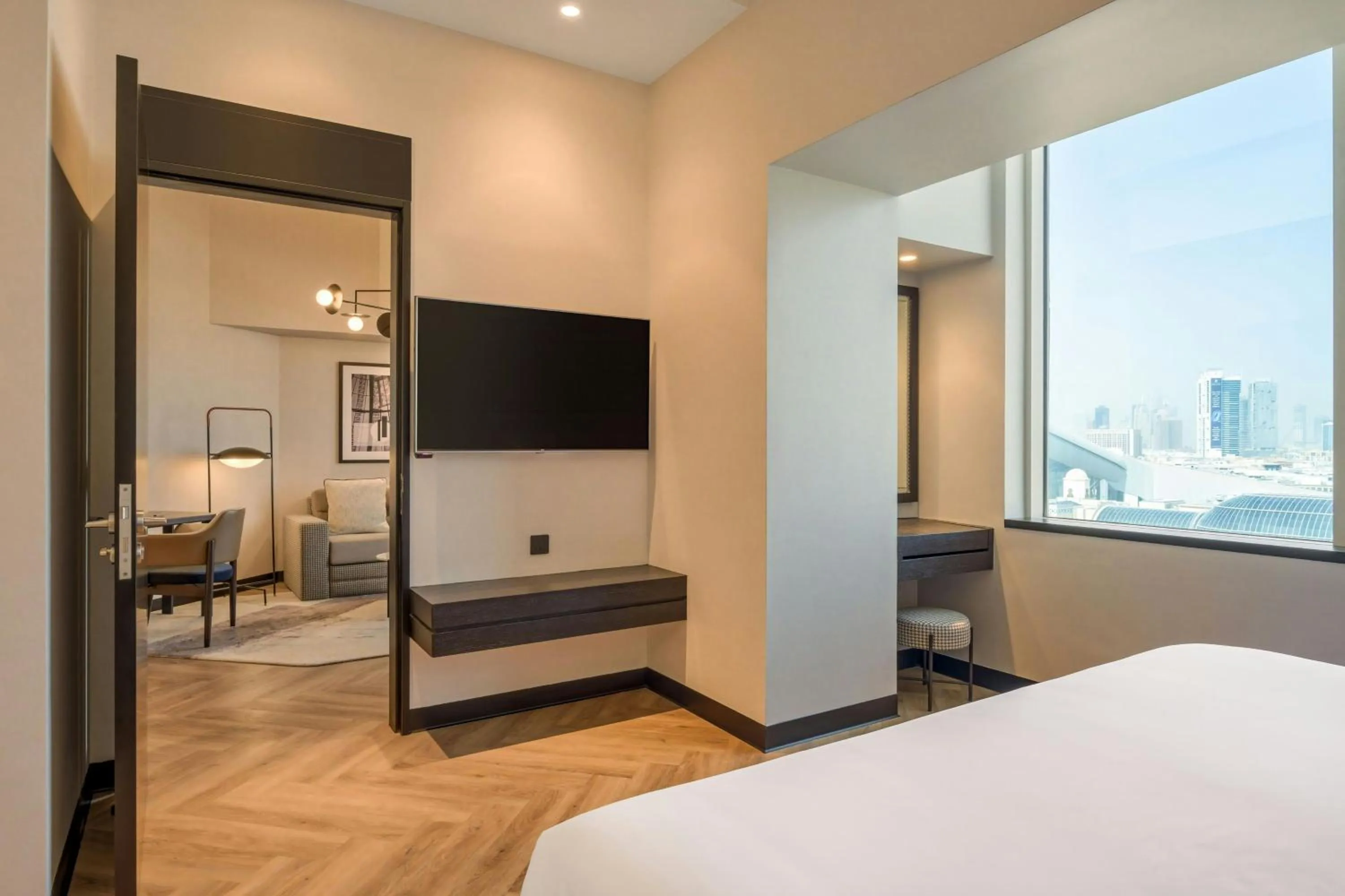 Bedroom, Bed in Sheraton Mall of the Emirates Hotel, Dubai