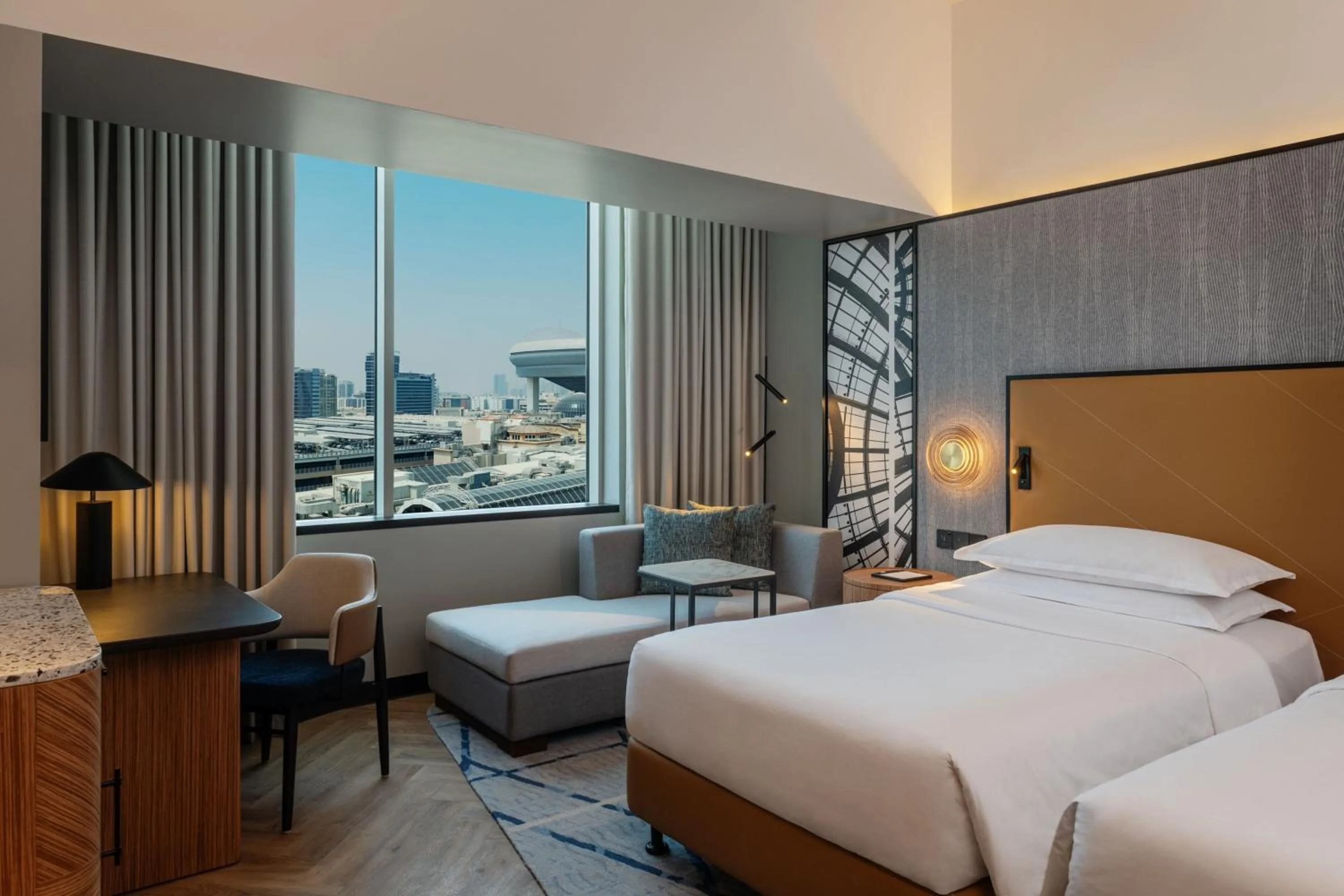 Bedroom, Bed in Sheraton Mall of the Emirates Hotel, Dubai