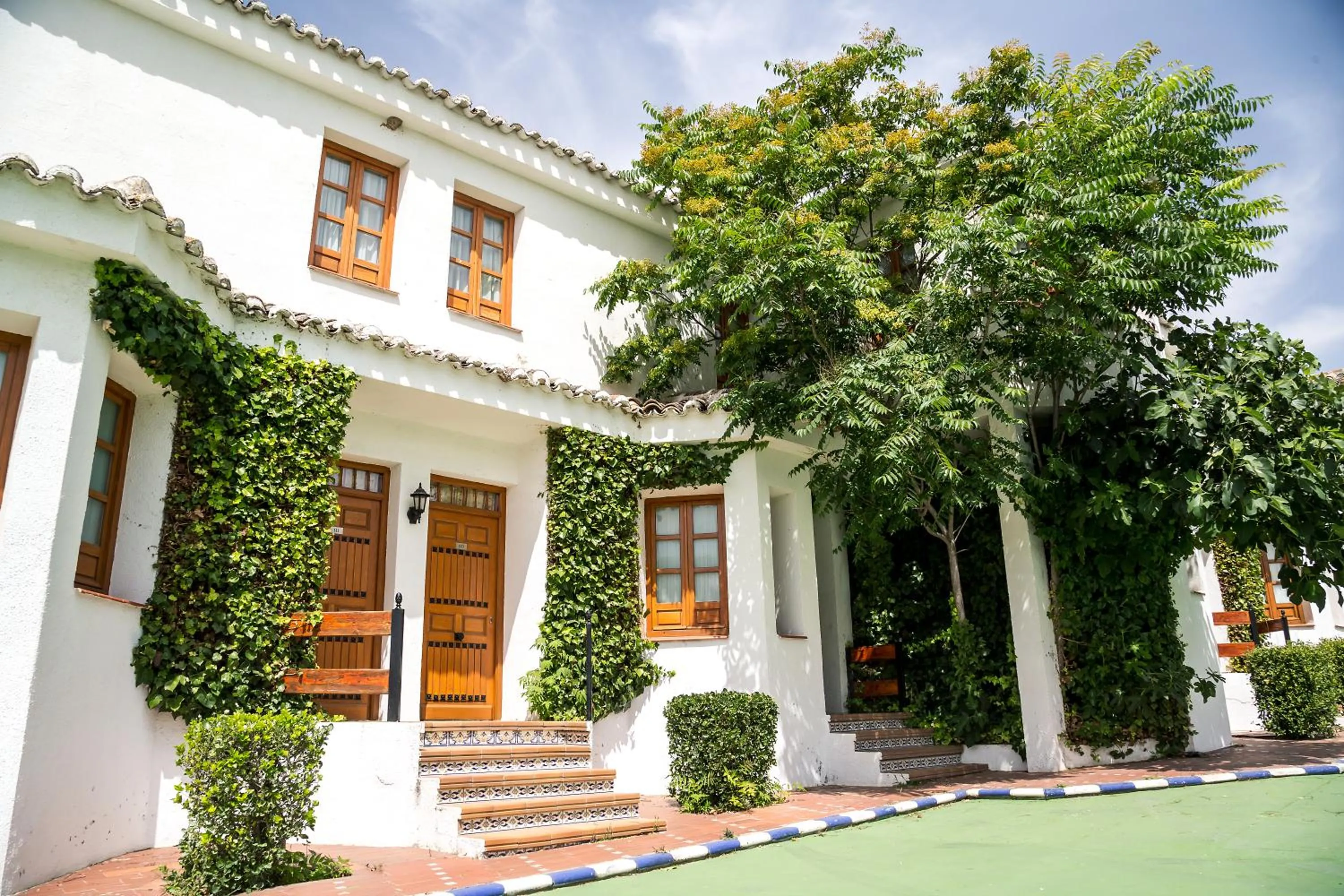 Property building in Los Arcos