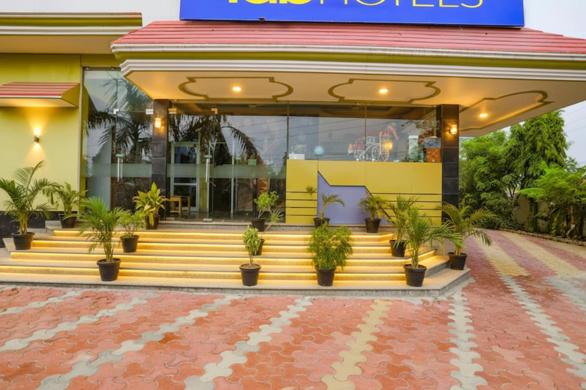 Property building in FabHotel Kriti Green - Hanuman Mandir, Lathia