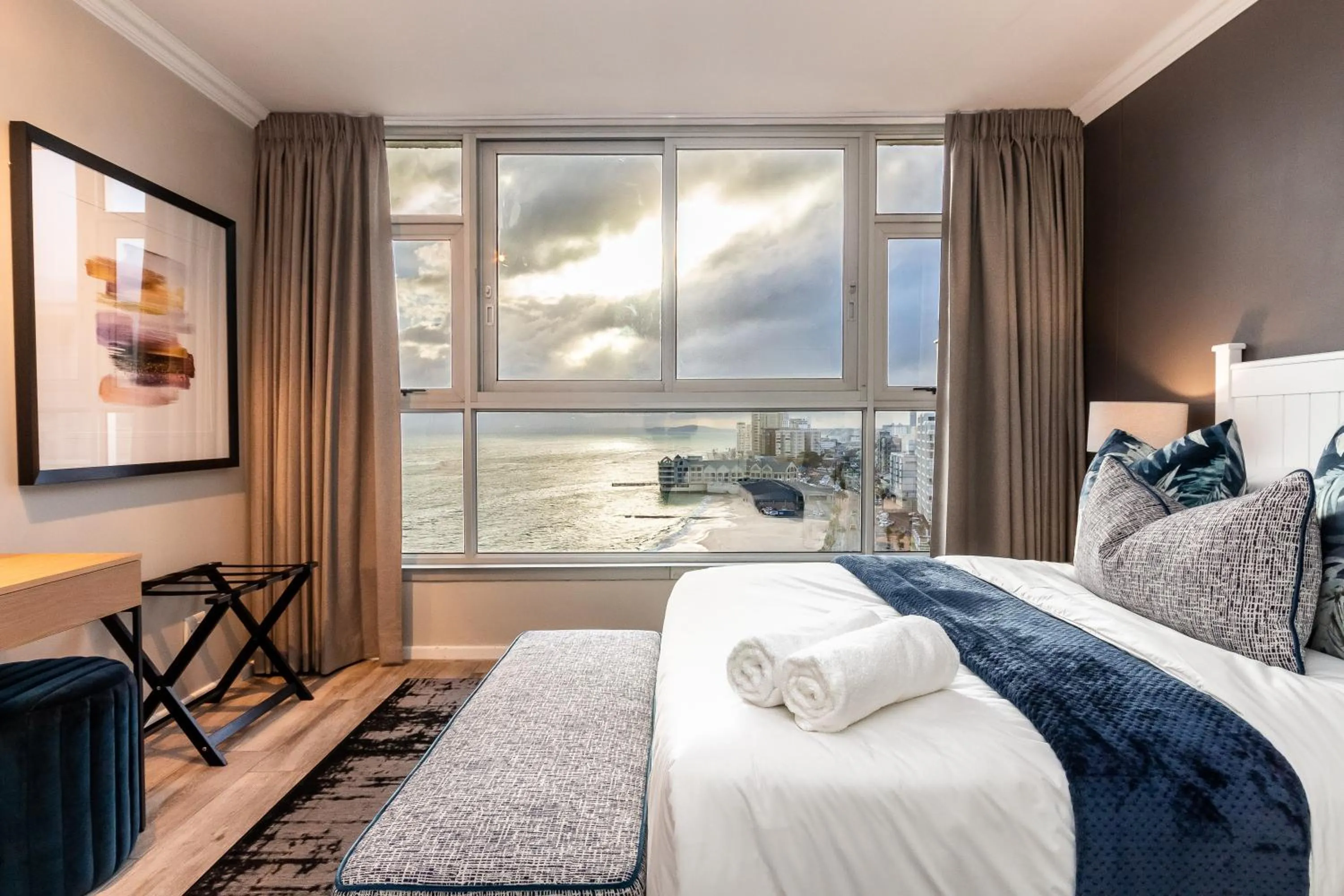 Bedroom, Bed in Ashley on Beach Strand