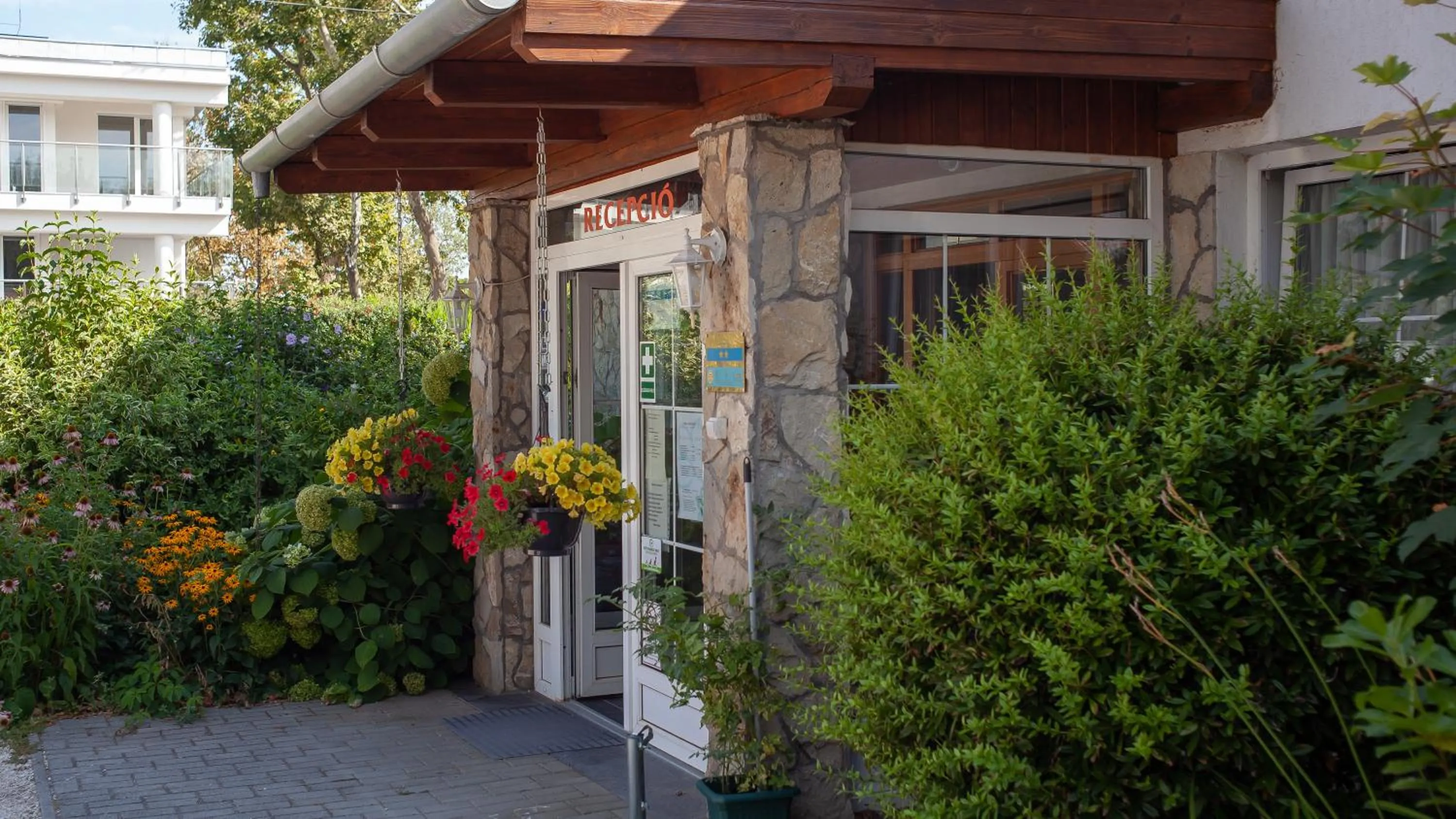 Lobby or reception in Hotel Platán
