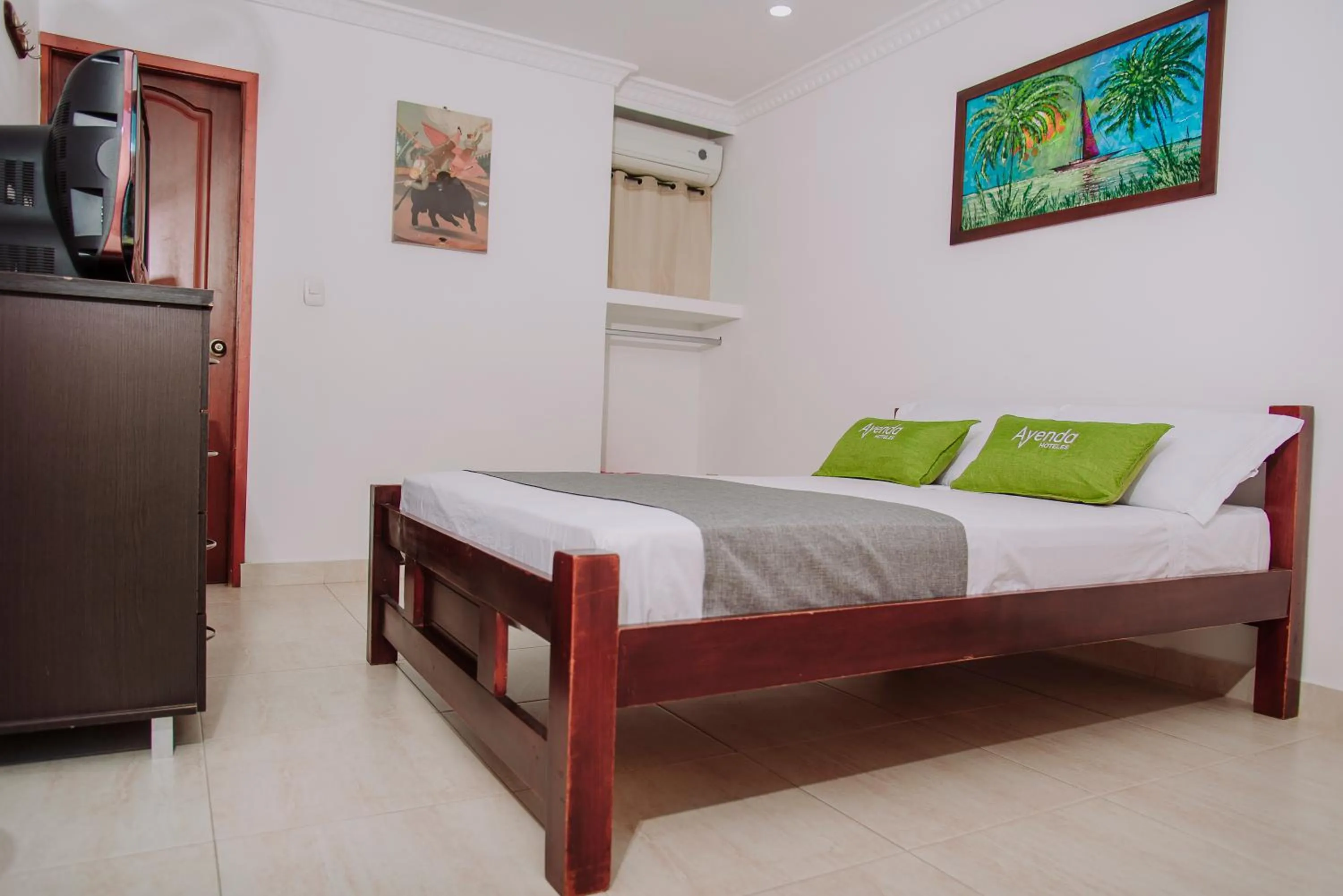 Bed in Hotel Colon Rodadero