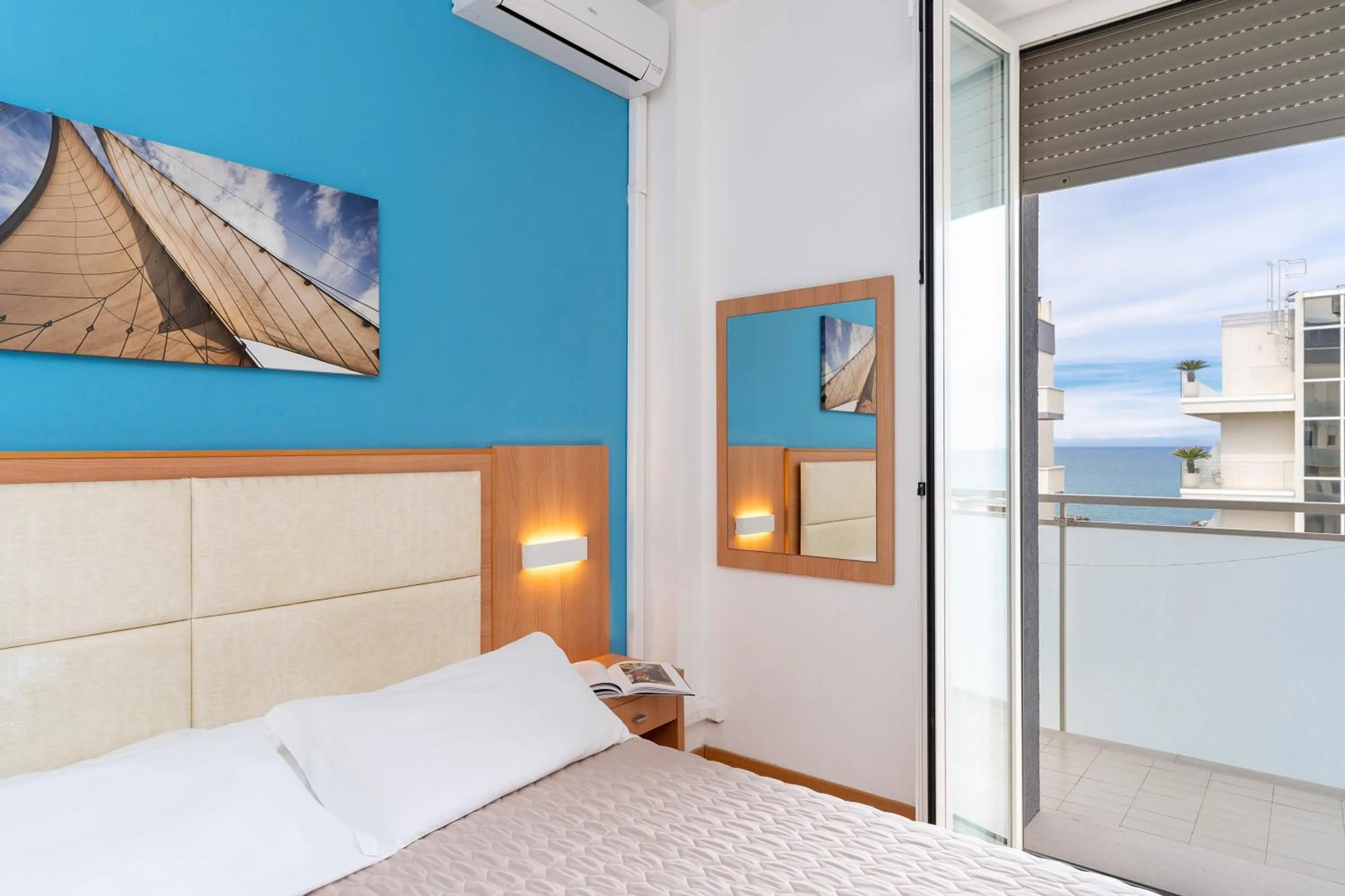 Bedroom, Bed in Amadei Hotel Figaro & Apartments