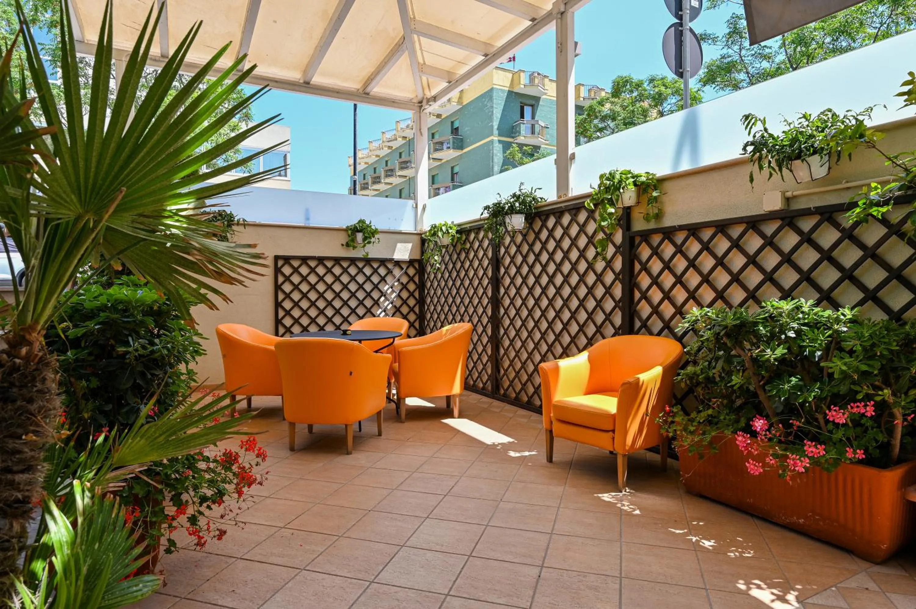 Garden in Amadei Hotel Figaro & Apartments