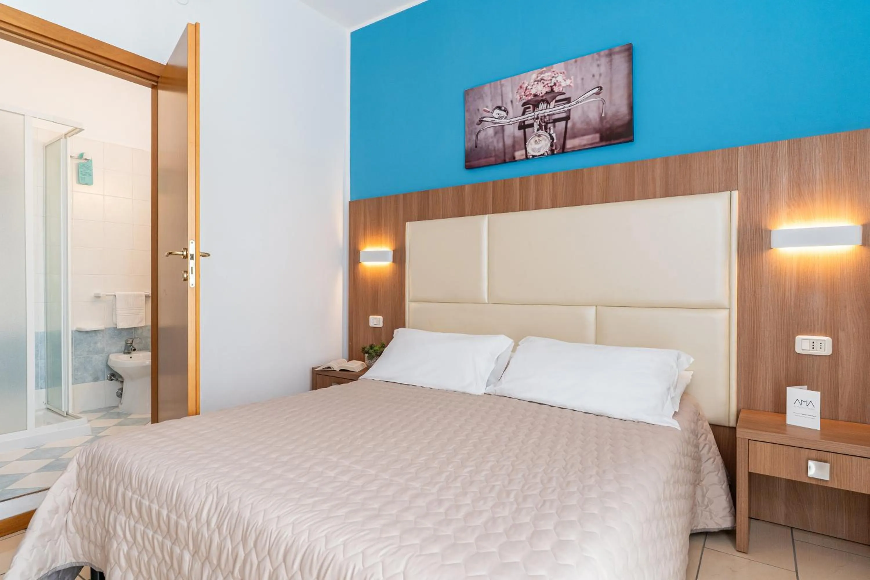 Bedroom, Bed in Amadei Hotel Figaro & Apartments