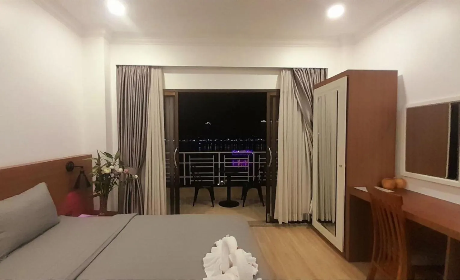 Bed in 4 RIVERS HOTEL