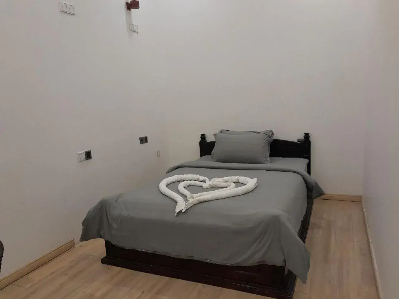 Deluxe Double Room (No Window) in 4 RIVERS HOTEL Deluxe Double Room (No Window) in 4 RIVERS HOTEL