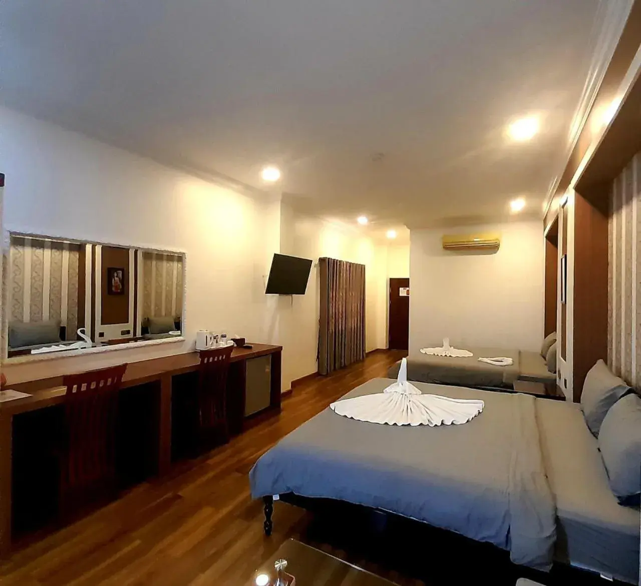 4 RIVERS HOTEL 4 RIVERS HOTEL